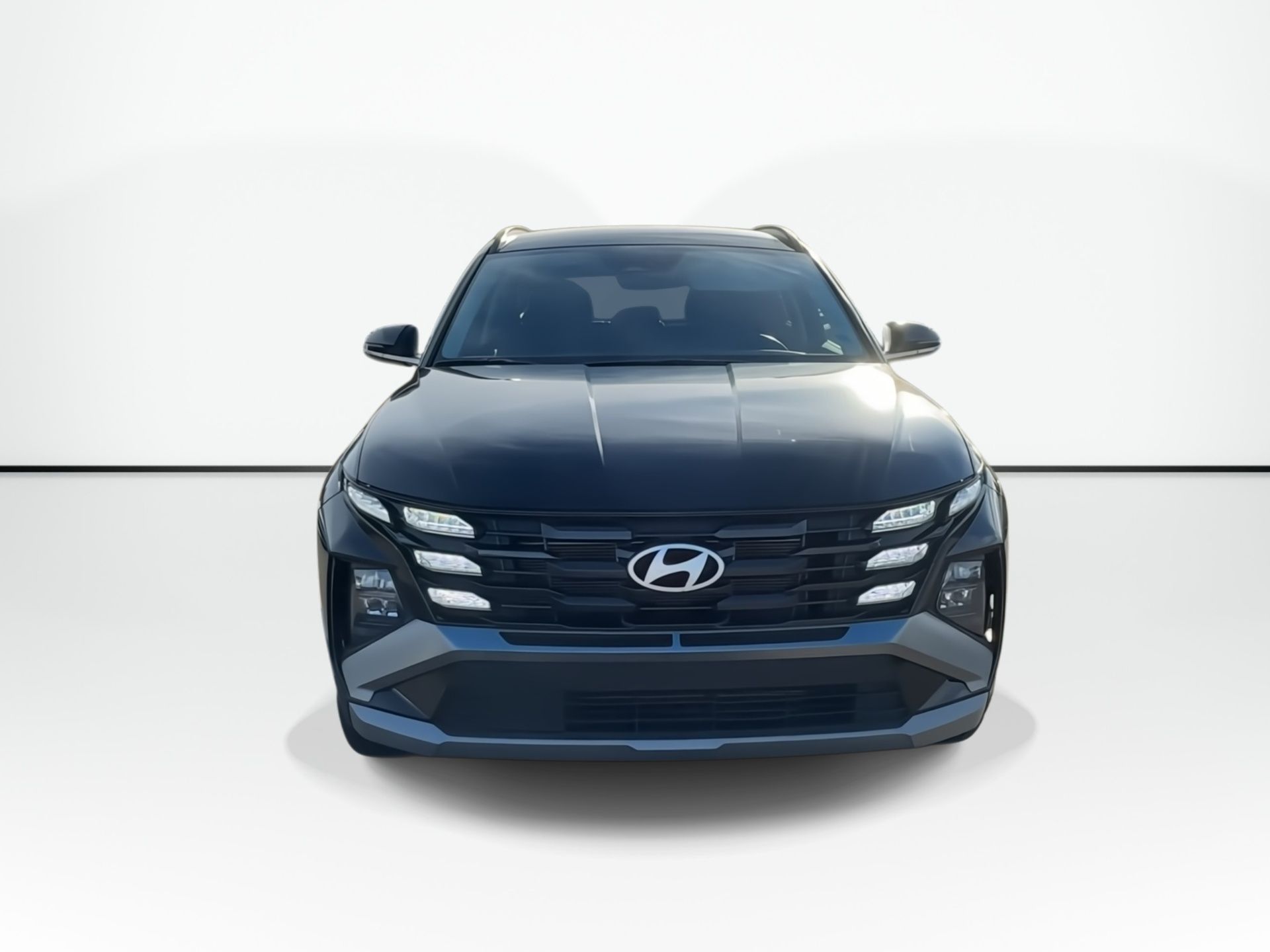Photo 2026 Hyundai Tucson Preferred | Htd Whl | Keyless | Warranty to 2030 #8