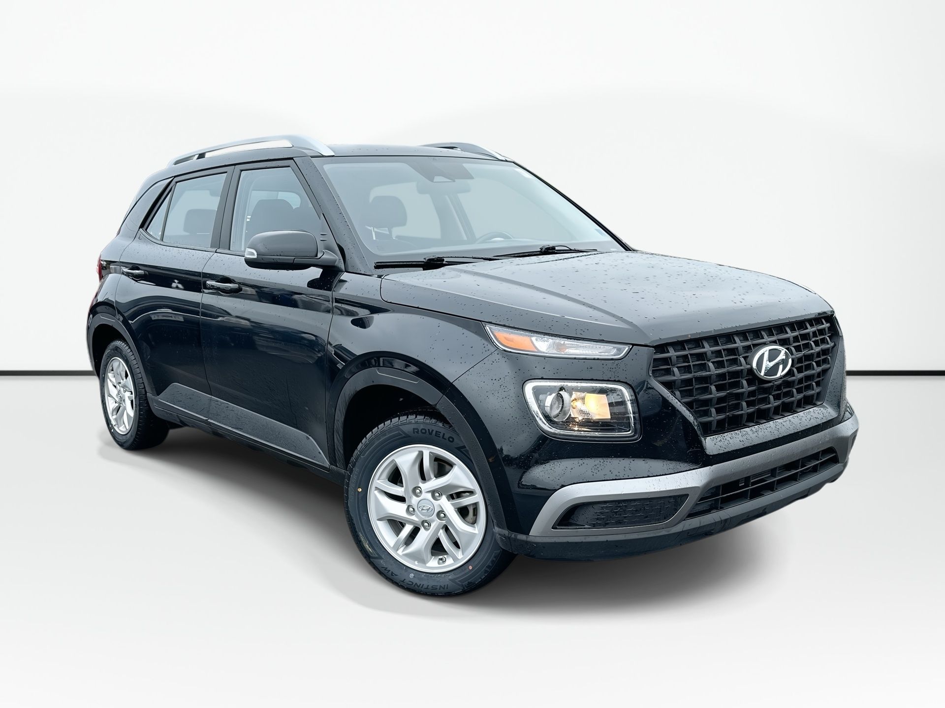 Photo 2025 Hyundai Venue Preferred | Cam | HtdSeat | Warranty to 2030 #1