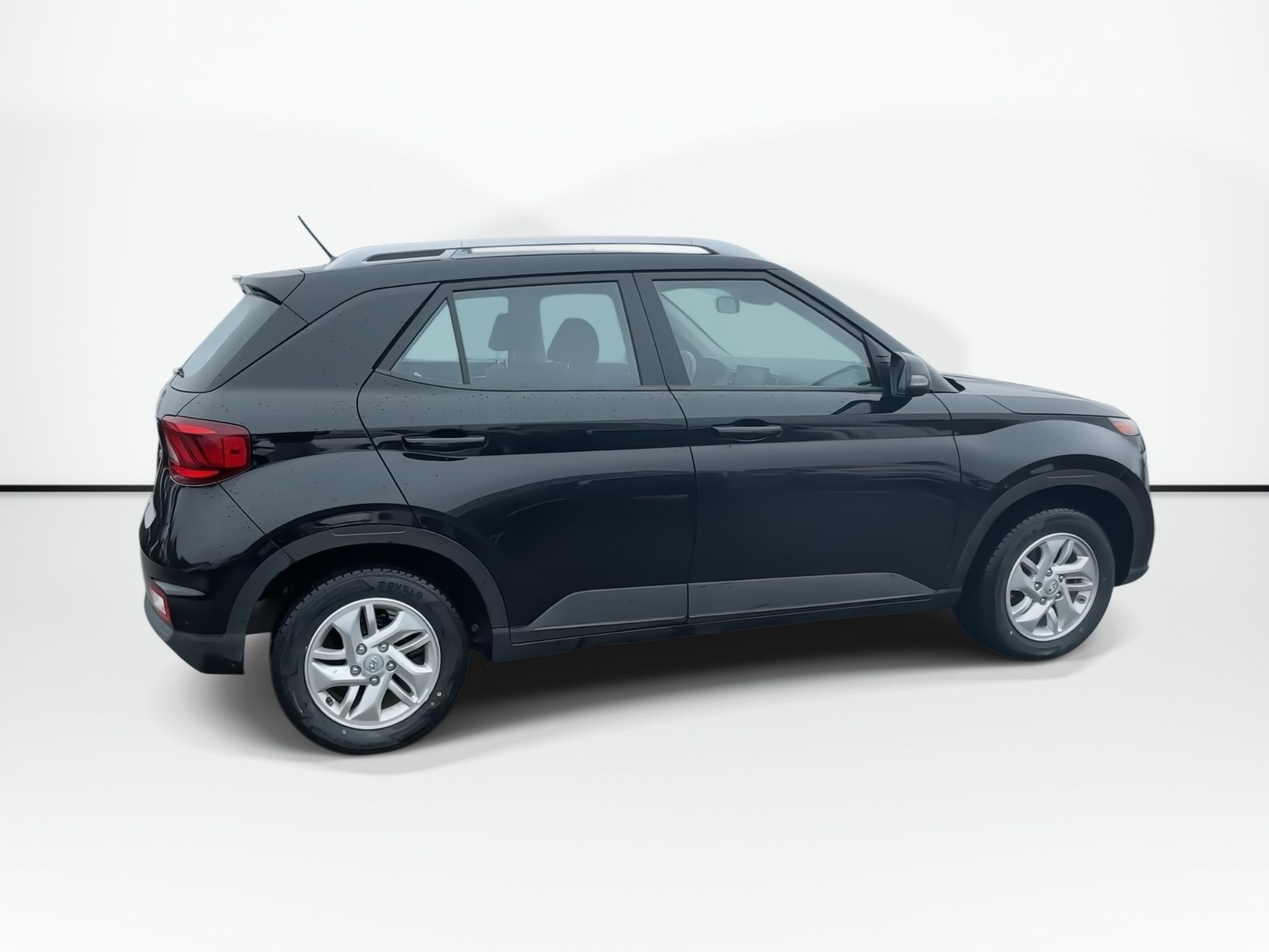 Photo 2025 Hyundai Venue Preferred | Cam | HtdSeat | Warranty to 2030 #3