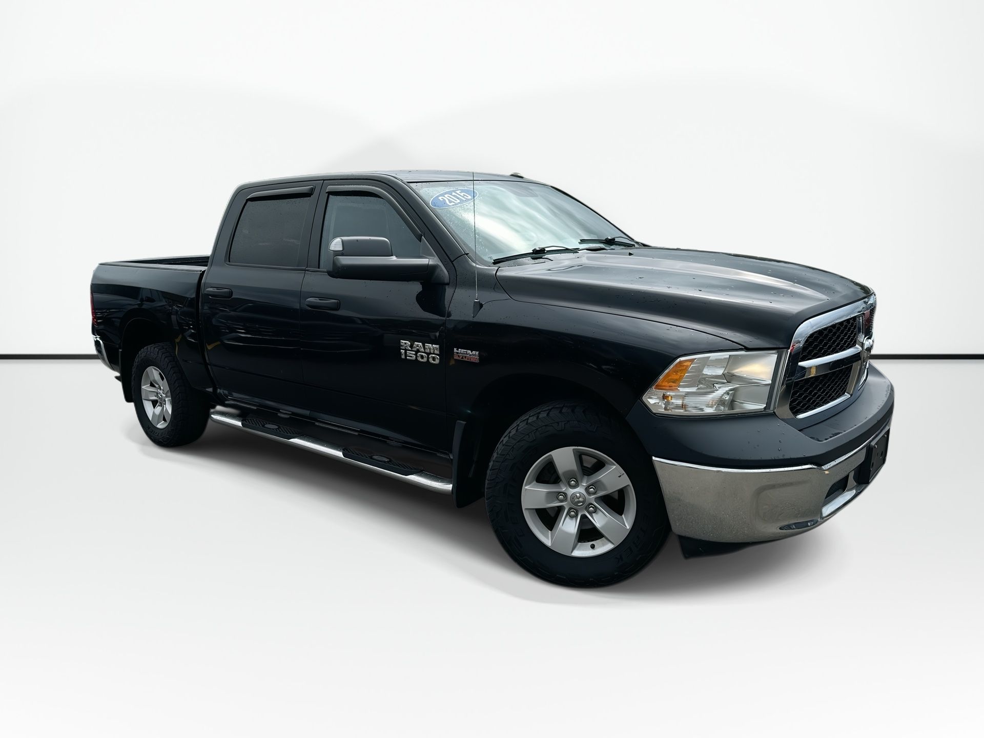 2015 RAM 1500 ST | Cam | Keyless | PwrLcks | AC | Cruise | Aux