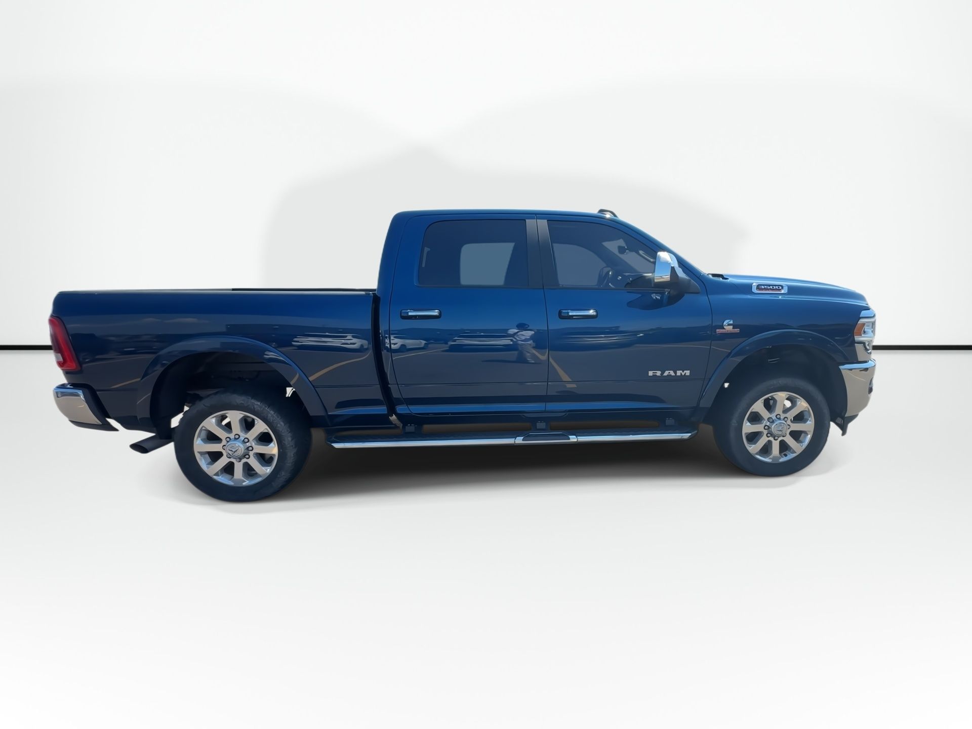 Photo 2021 Ram 3500 Laramie | Diesel | Lthr | Nav | Warranty to 2026 #3