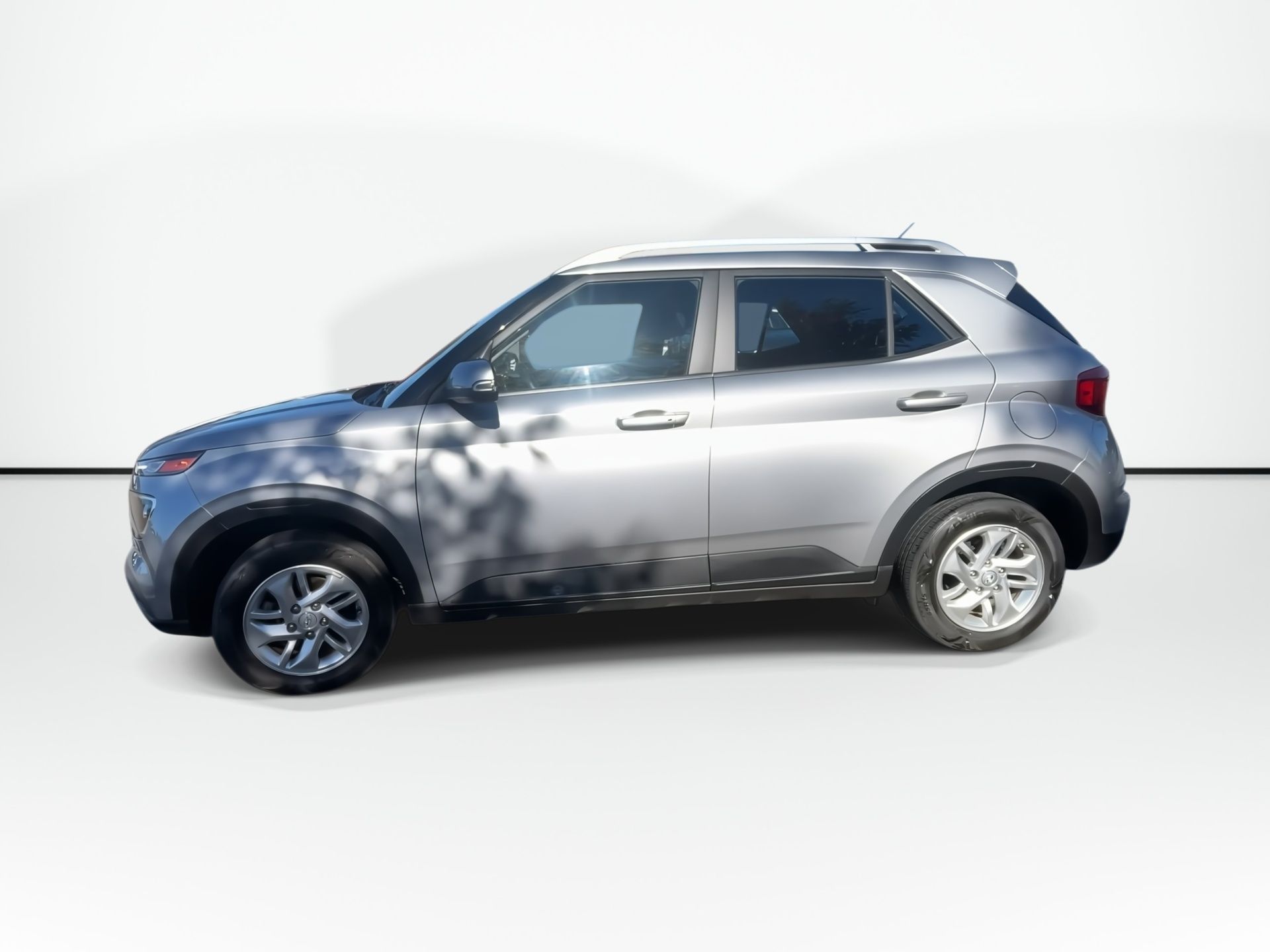 Photo 2025 Hyundai Venue Preferred | Cam | USB | Warranty to 2030 #5