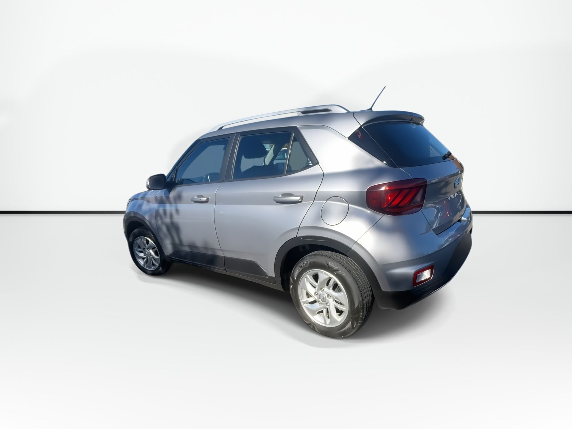 Photo 2025 Hyundai Venue Preferred | Cam | USB | Warranty to 2030 #6