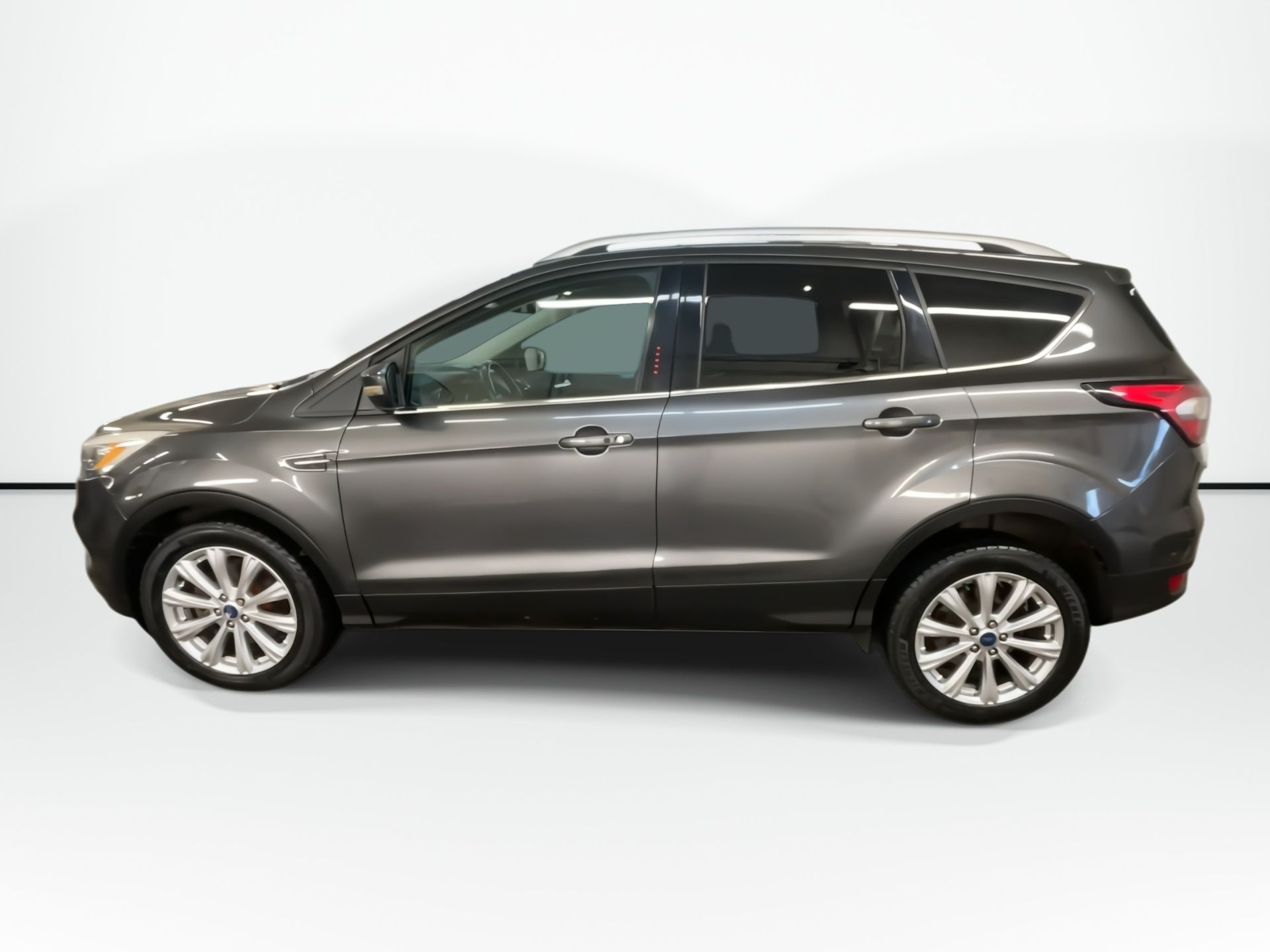 Photo 2017 Ford Escape Titanium #5
