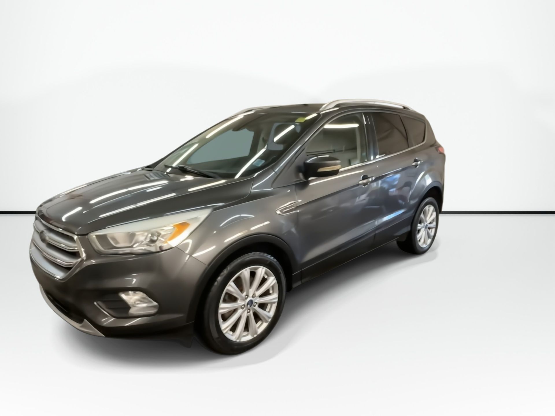 Photo 2017 Ford Escape Titanium #4