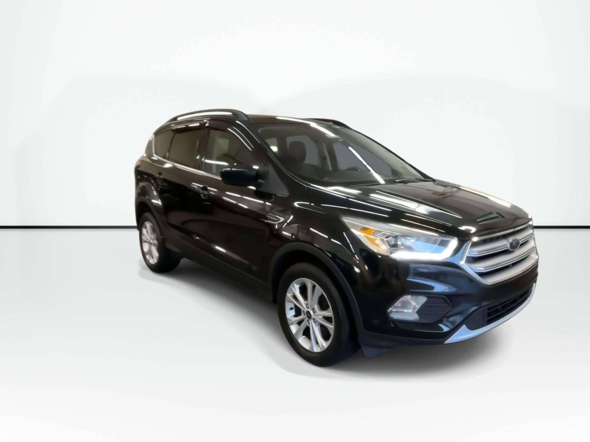 Photo 2018 Ford Escape SEL #2