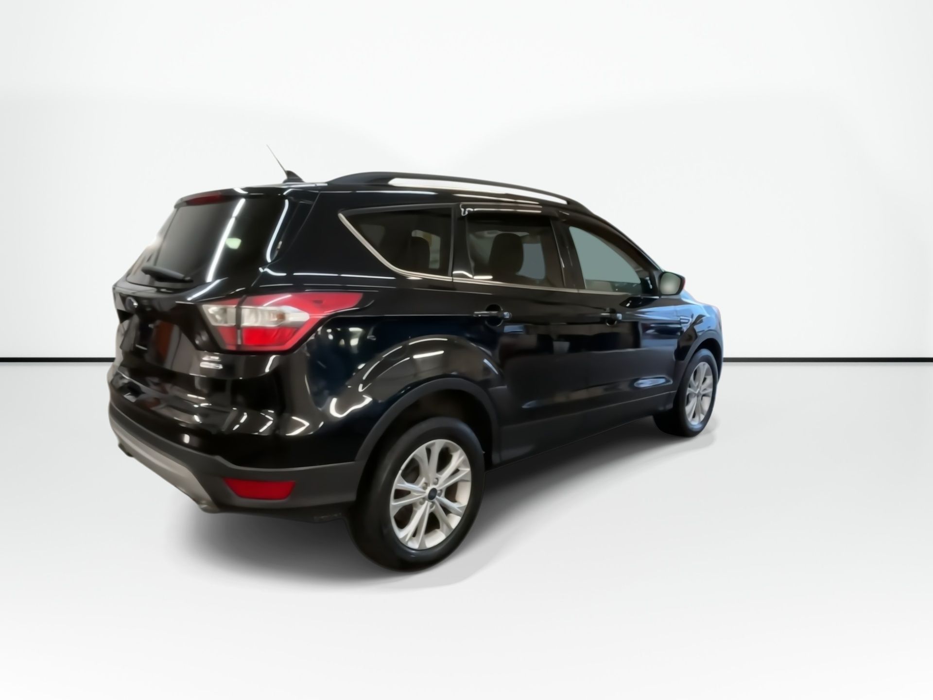 Photo 2018 Ford Escape SEL #8