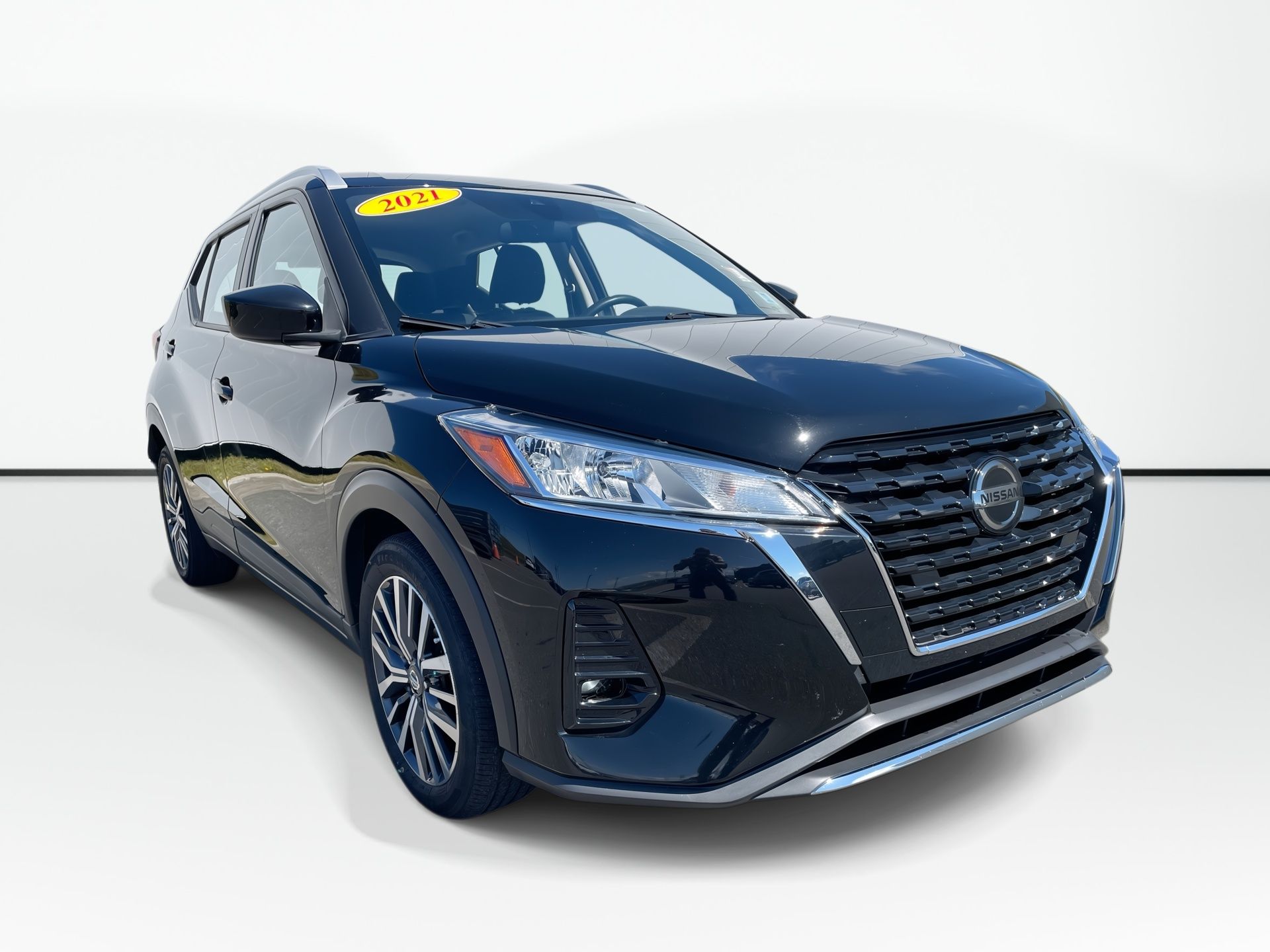 2021 Nissan Kicks SV | Backup Cam | USB | Keyless | Warranty to 2027