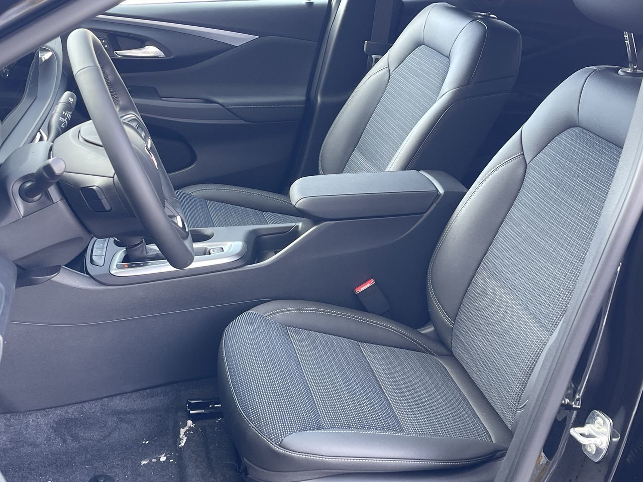 2025 Buick Envista in Dollard-des-Ormeaux, Quebec