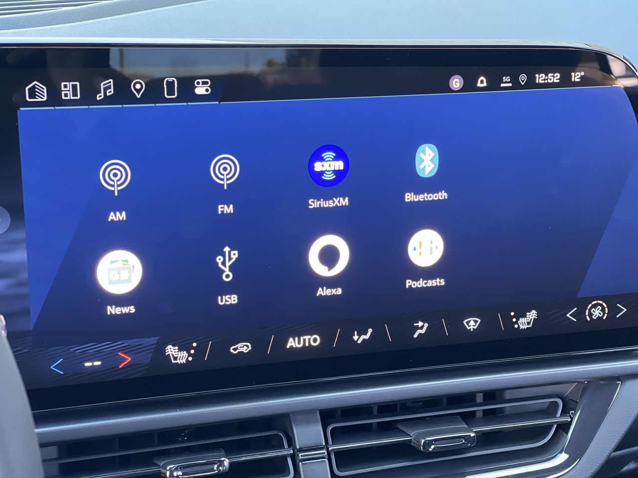 2025 Chevrolet Equinox EV in Dollard-des-Ormeaux, Quebec
