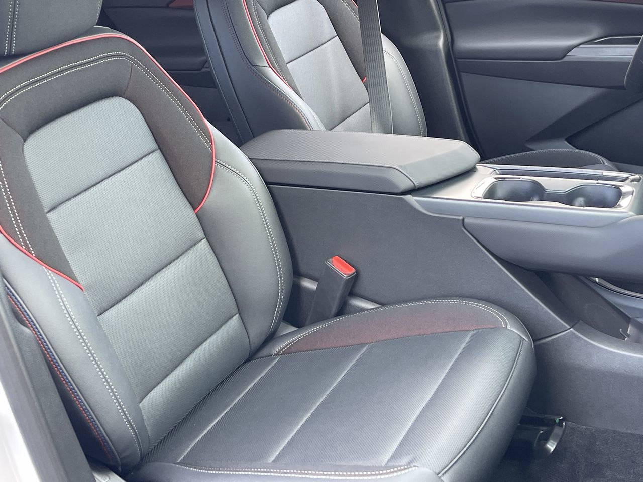2025 Chevrolet Equinox EV in Dollard-des-Ormeaux, Quebec