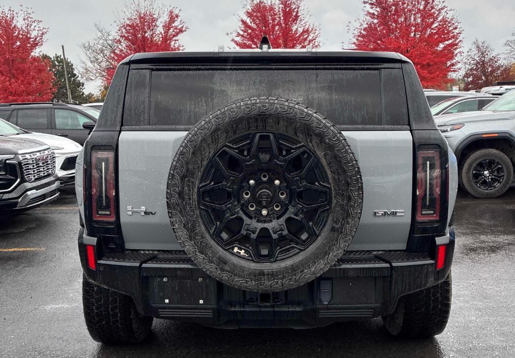 GMC HUMMER EV SUV  2025