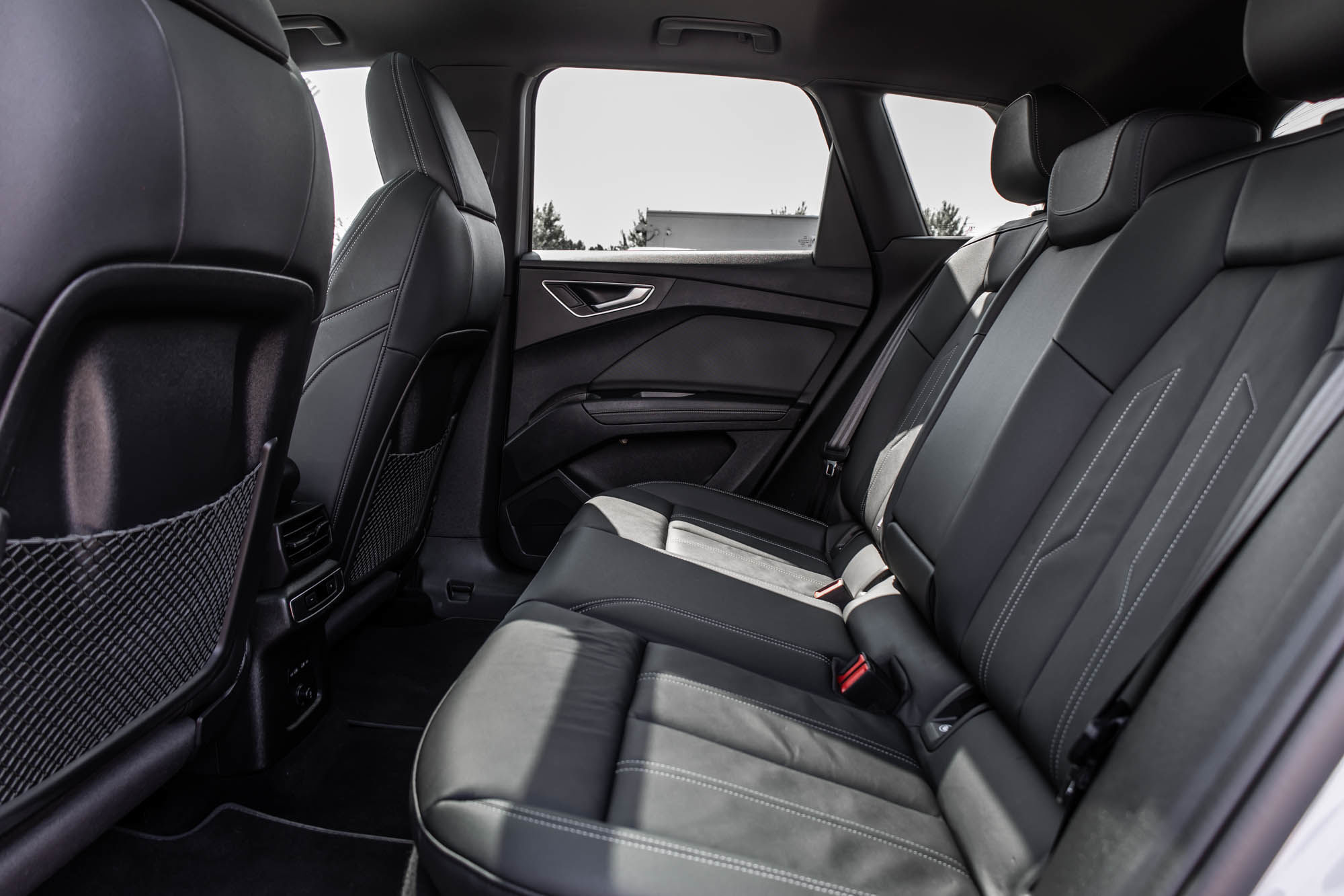 2022 Audi Q4 e-tron in Dollard-des-Ormeaux, Quebec