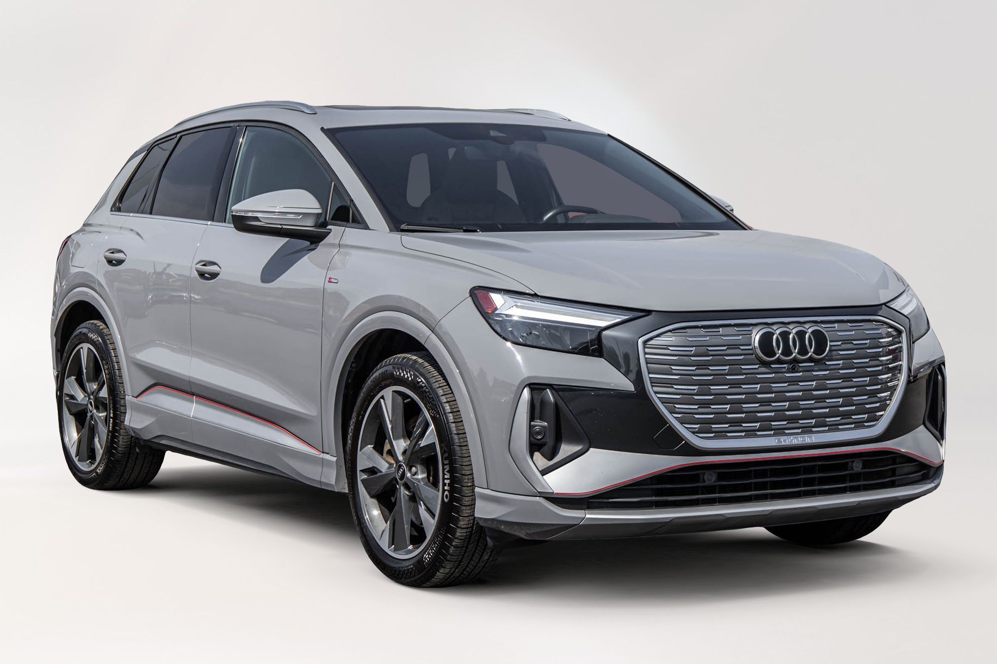 2022 Audi Q4 e-tron in Dollard-des-Ormeaux, Quebec