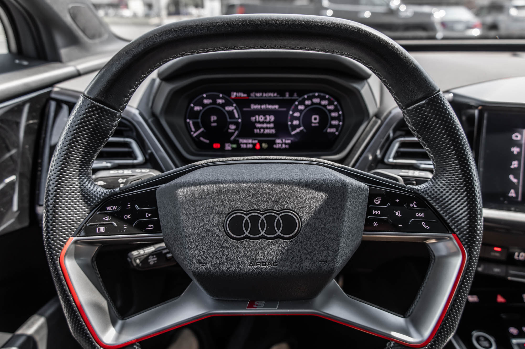 2022 Audi Q4 e-tron in Dollard-des-Ormeaux, Quebec