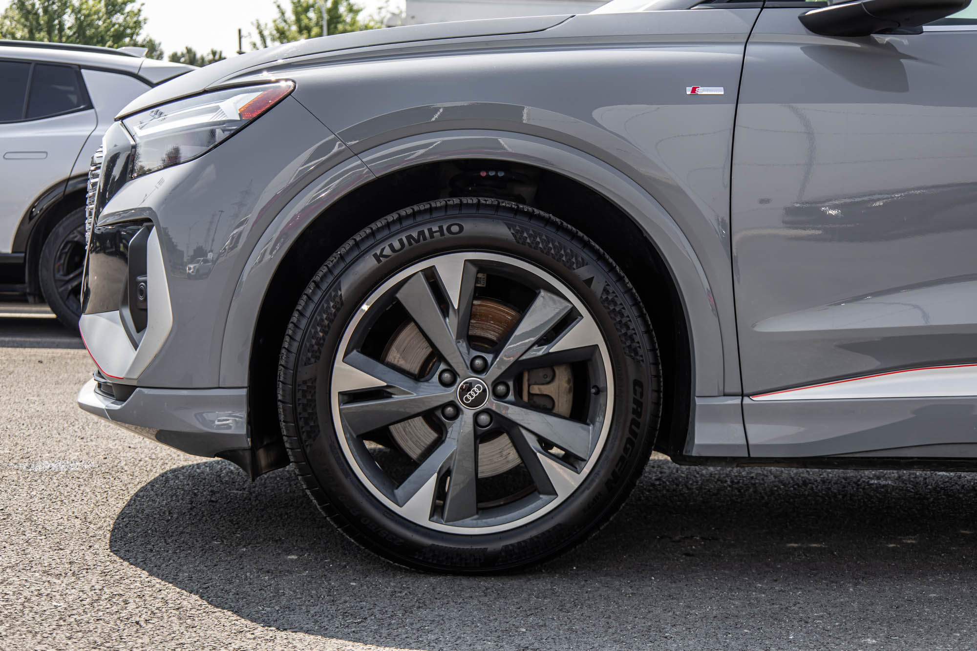 2022 Audi Q4 e-tron in Dollard-des-Ormeaux, Quebec