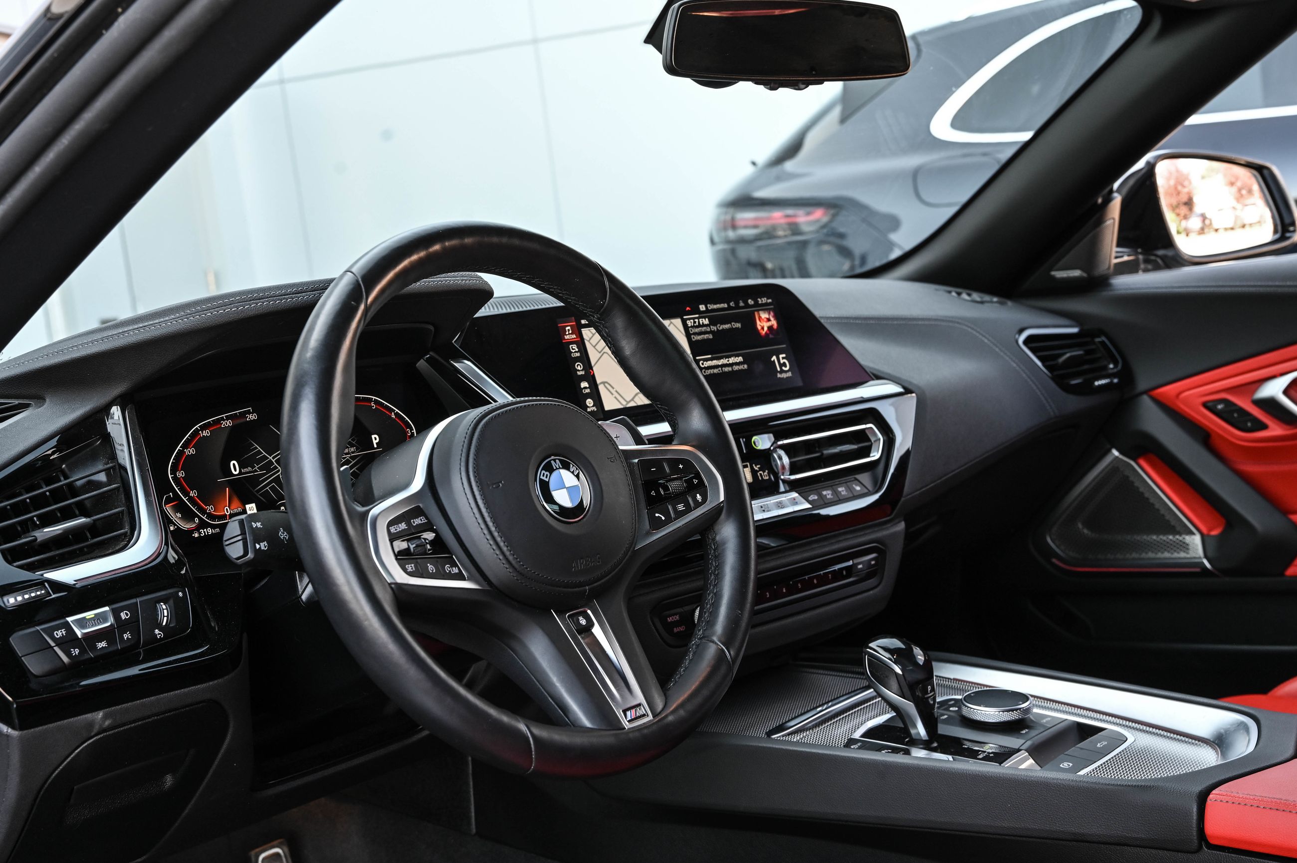 2021 BMW Z4 in Dollard-des-Ormeaux, Quebec