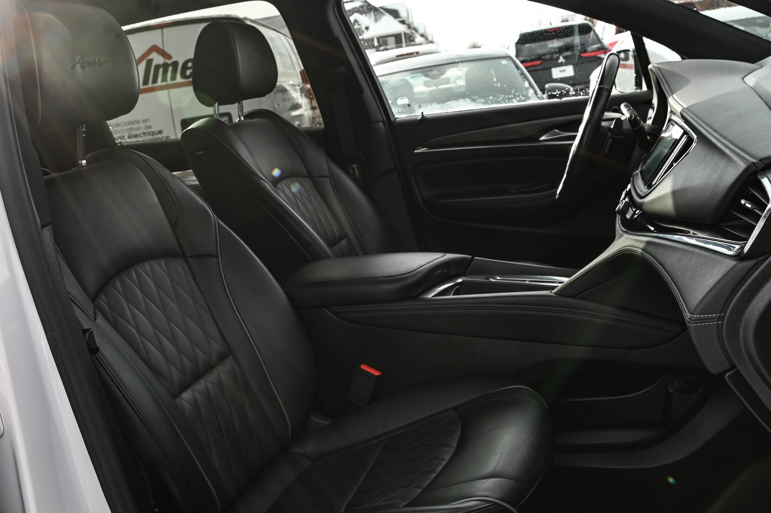 2022 Buick Enclave in Dollard-des-Ormeaux, Quebec