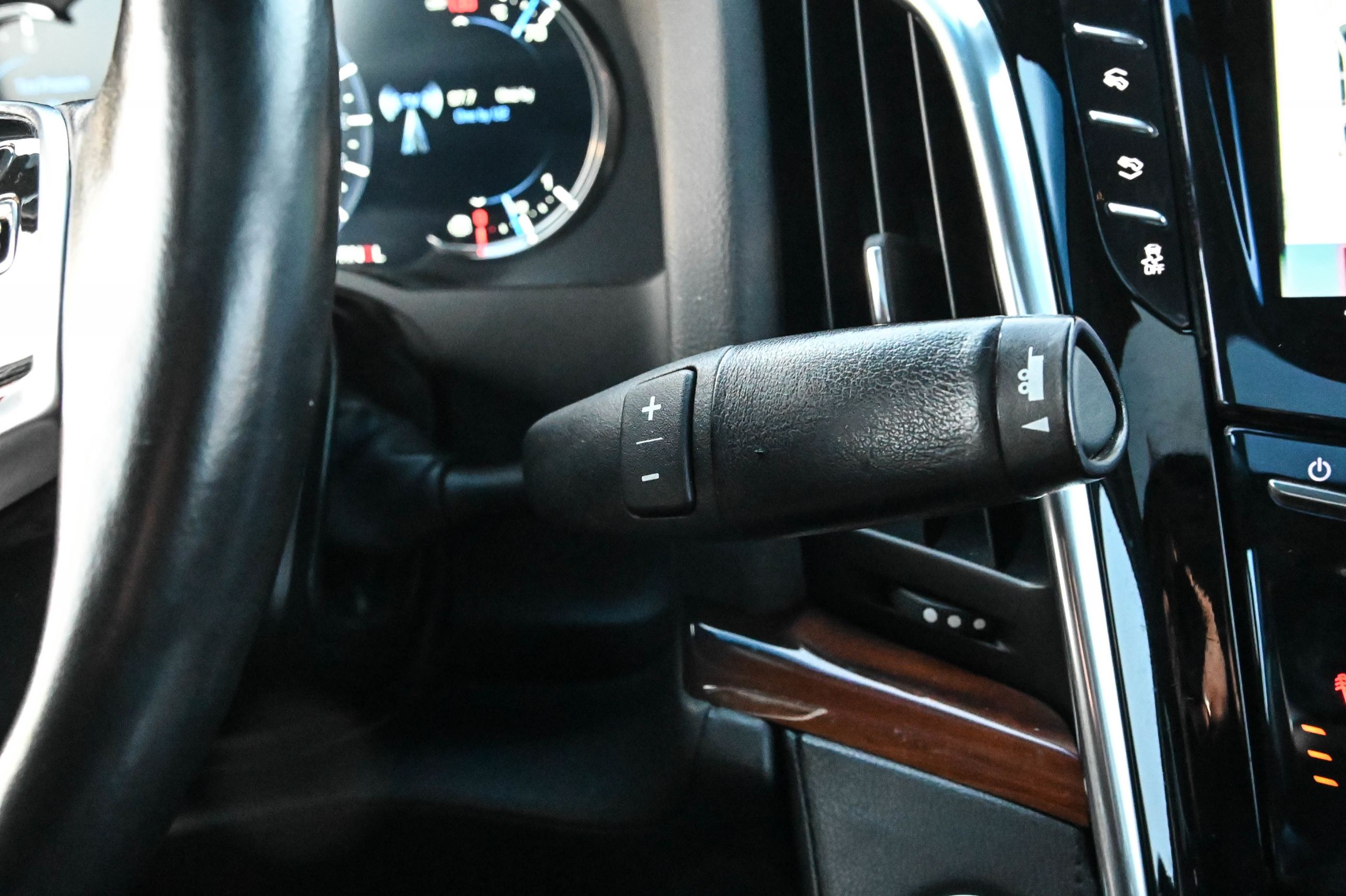 Cadillac Escalade  2017