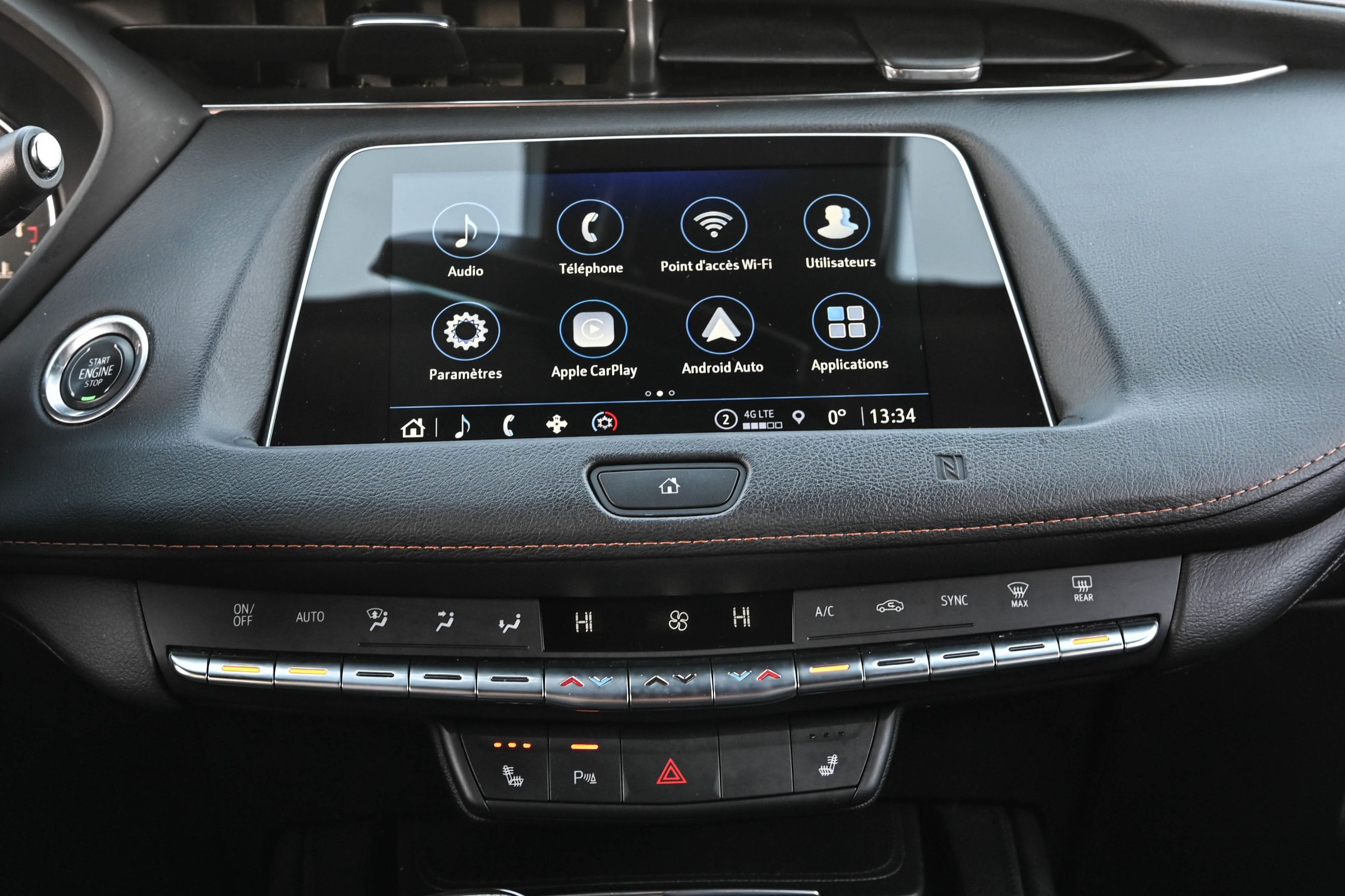 2021 Cadillac XT4 in Dollard-des-Ormeaux, Quebec