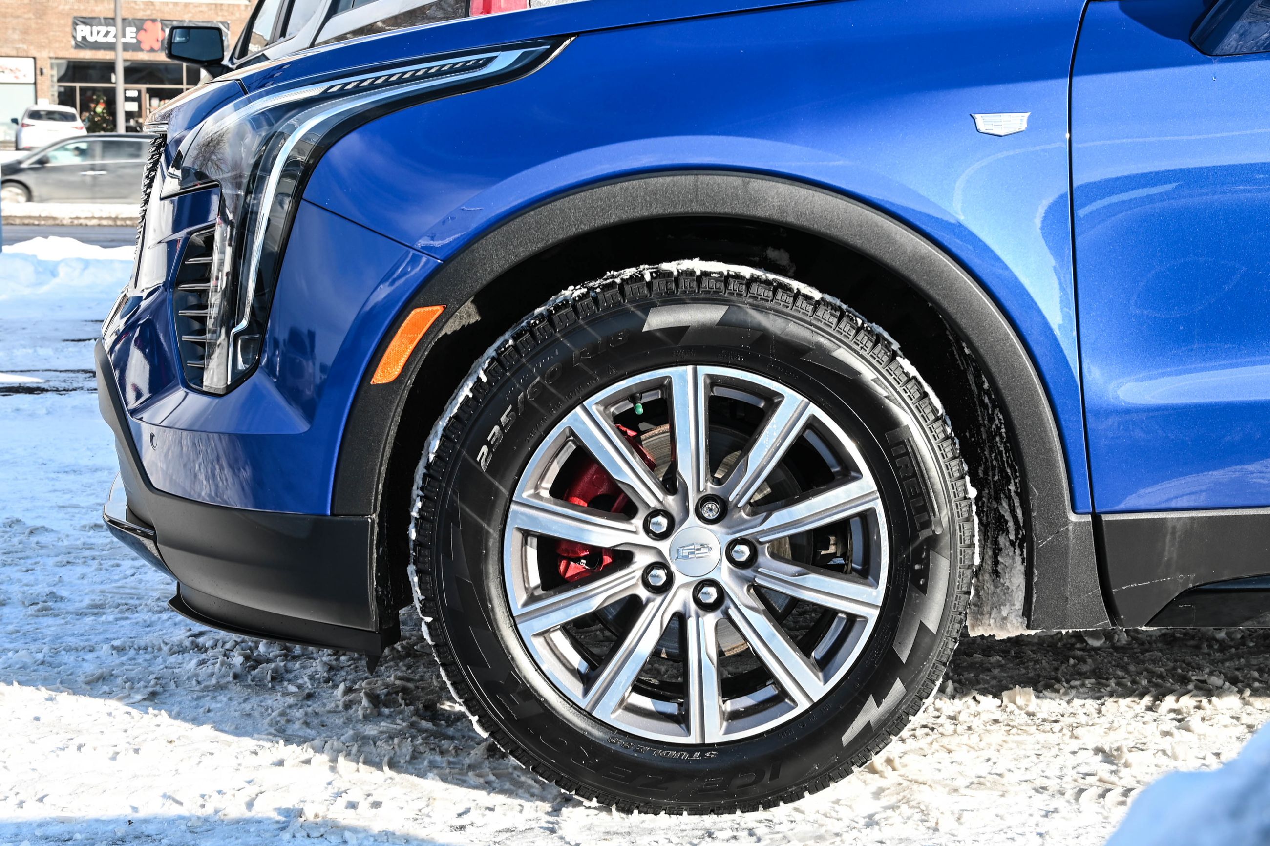 2021 Cadillac XT4 in Dollard-des-Ormeaux, Quebec