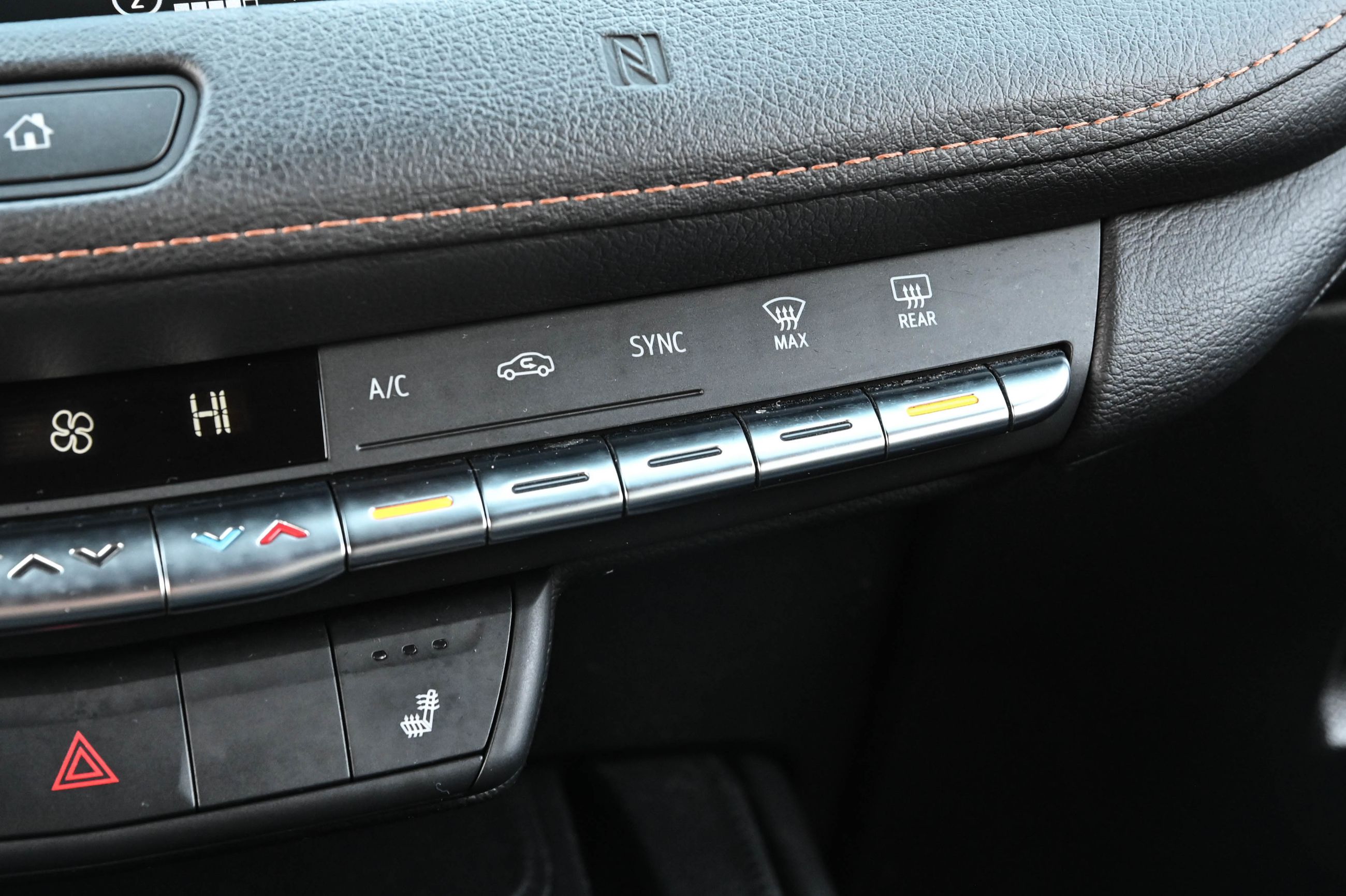 2021 Cadillac XT4 in Dollard-des-Ormeaux, Quebec