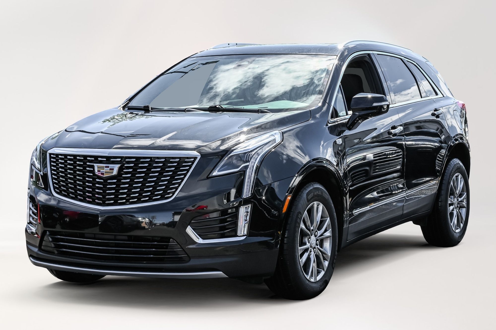 2021 Cadillac XT5 in Dollard-des-Ormeaux, Quebec