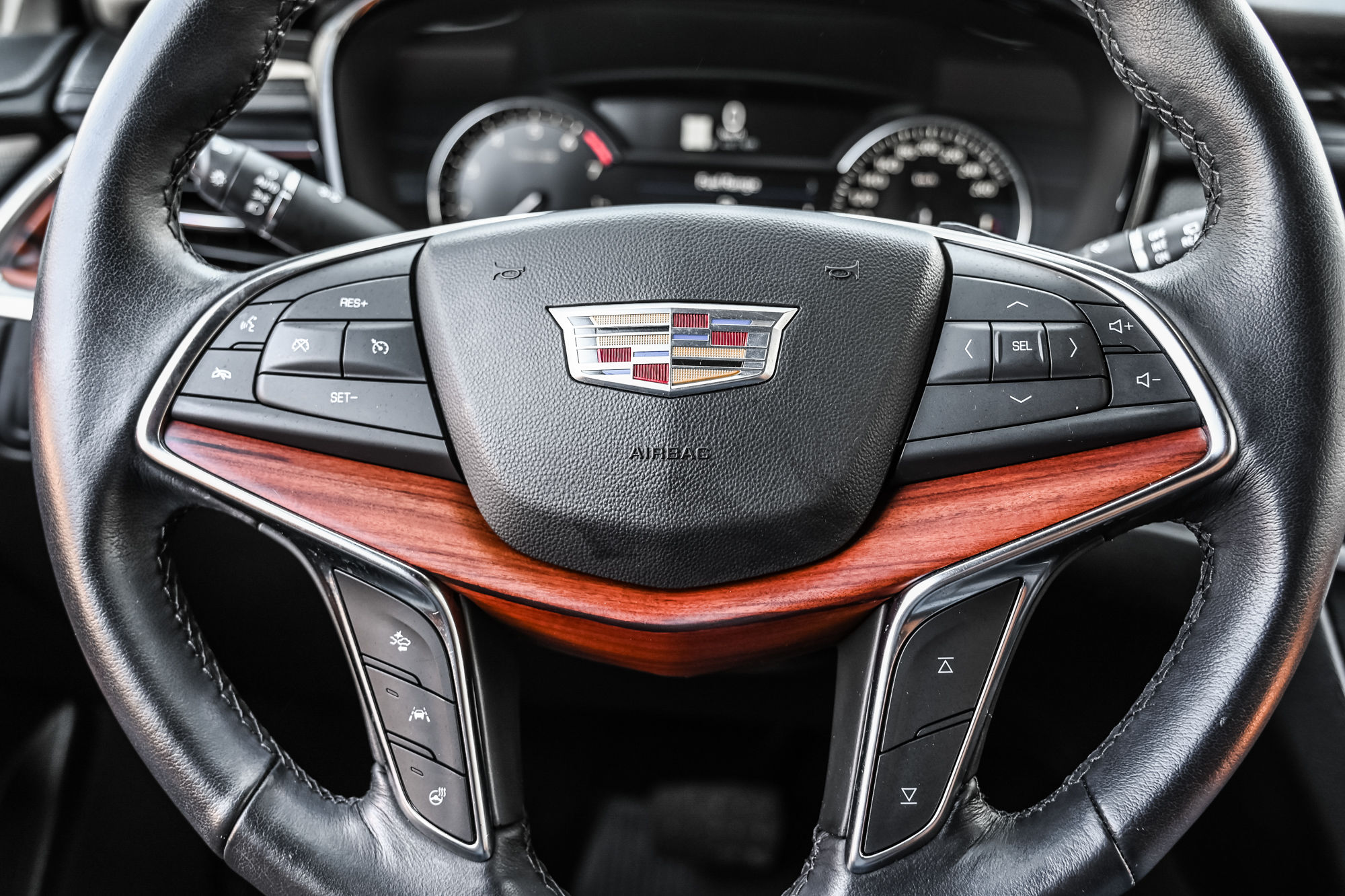2023 Cadillac XT5 in Dollard-des-Ormeaux, Quebec