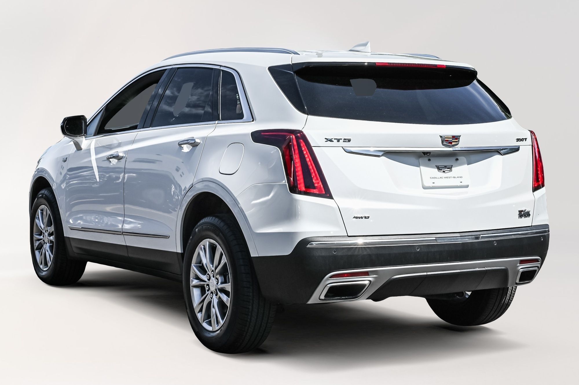 2023 Cadillac XT5 in Dollard-des-Ormeaux, Quebec