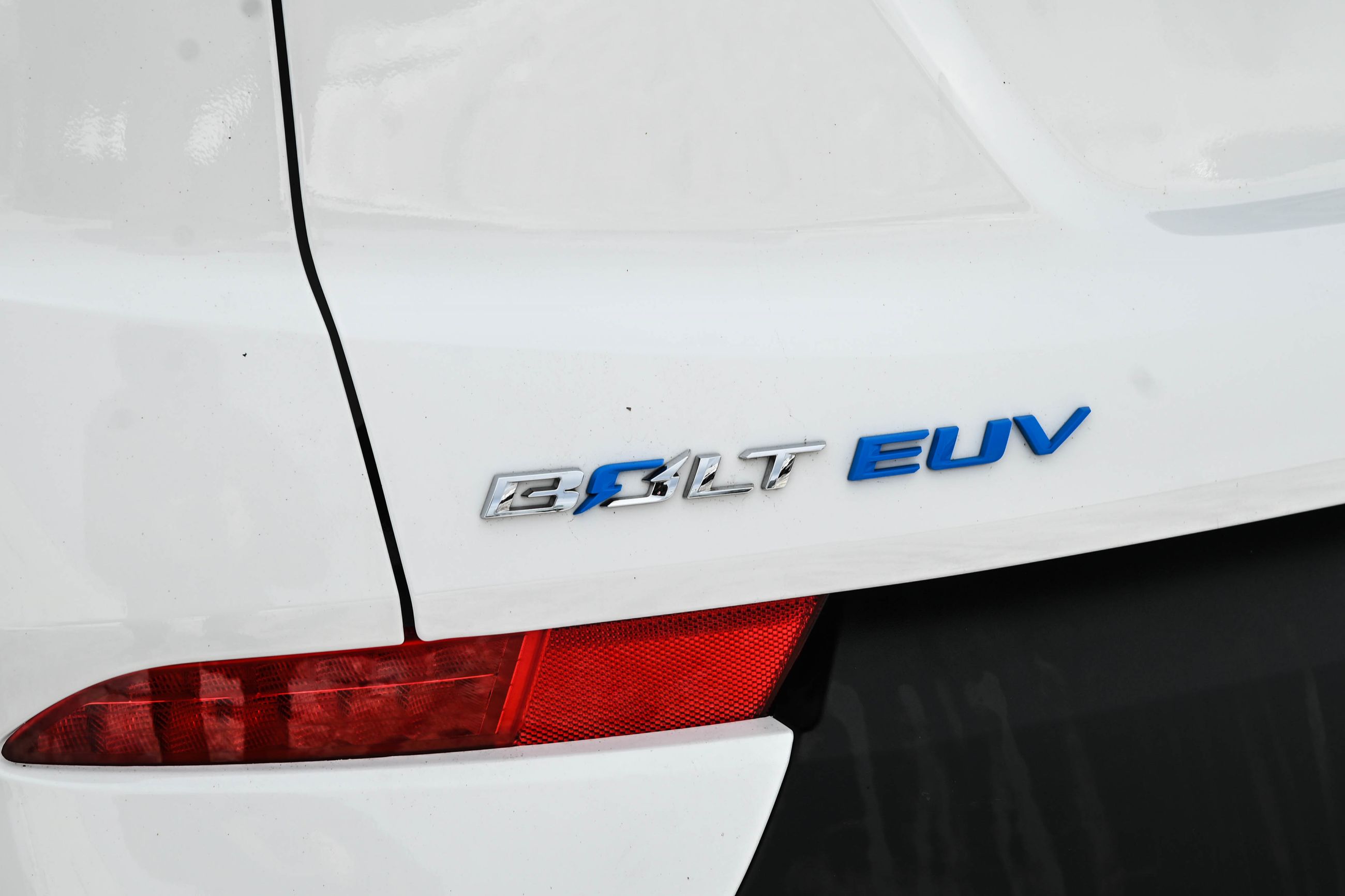 Chevrolet Bolt EUV  2023 à Dollard-des-Ormeaux, Québec