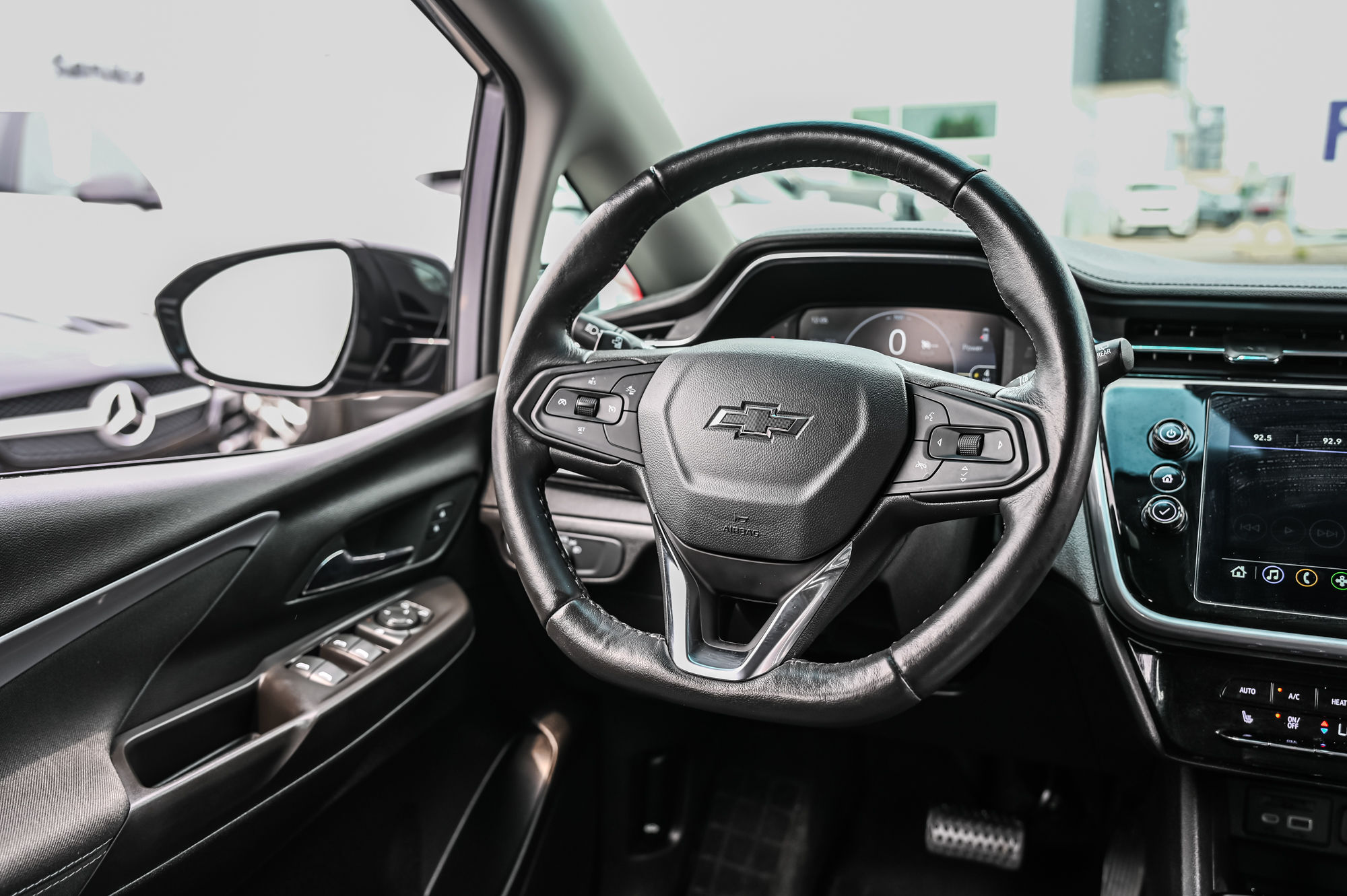 Chevrolet Bolt EV  2023 à Dollard-des-Ormeaux, Québec