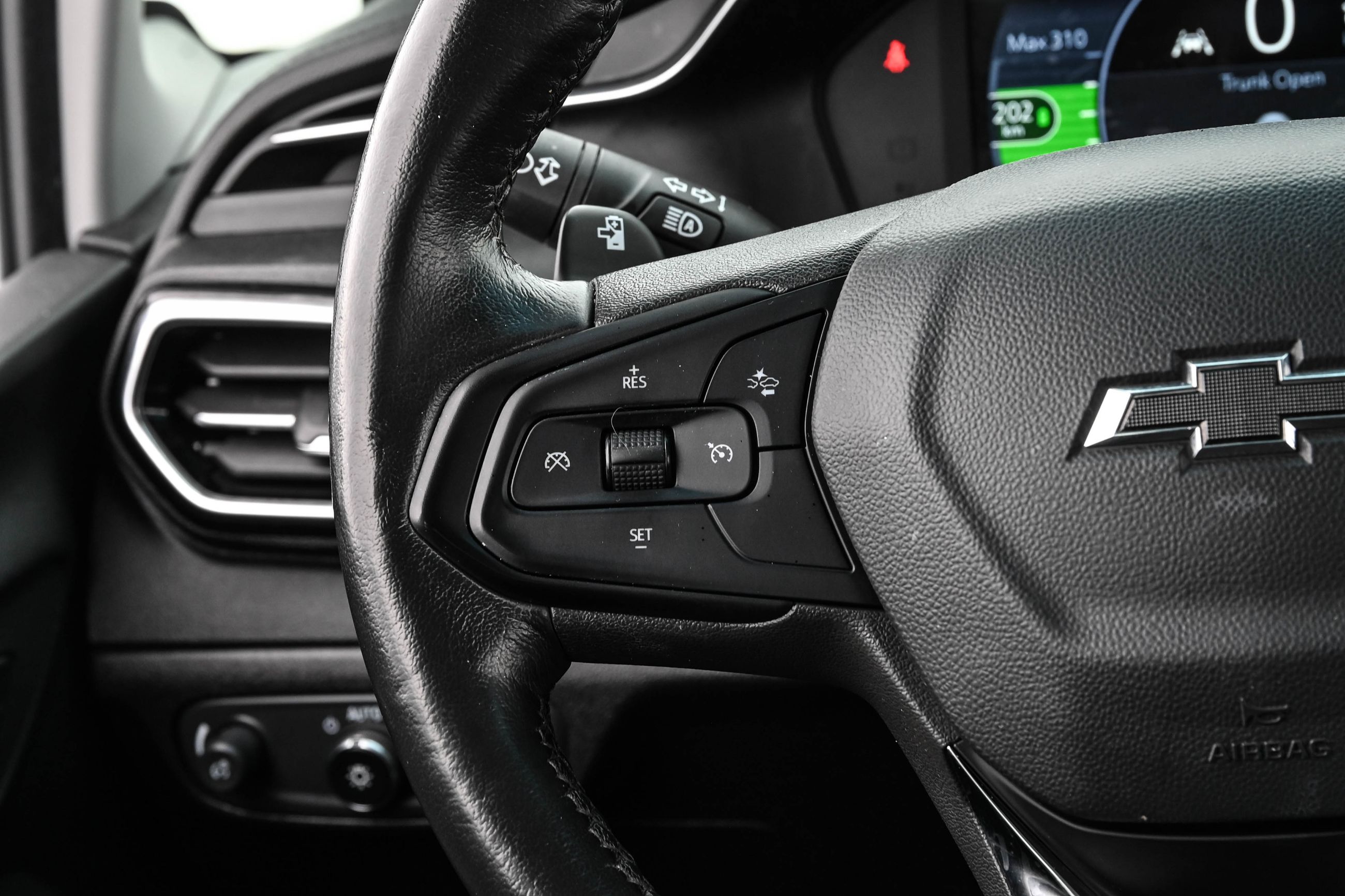 2023 Chevrolet Bolt EV in Dollard-des-Ormeaux, Quebec