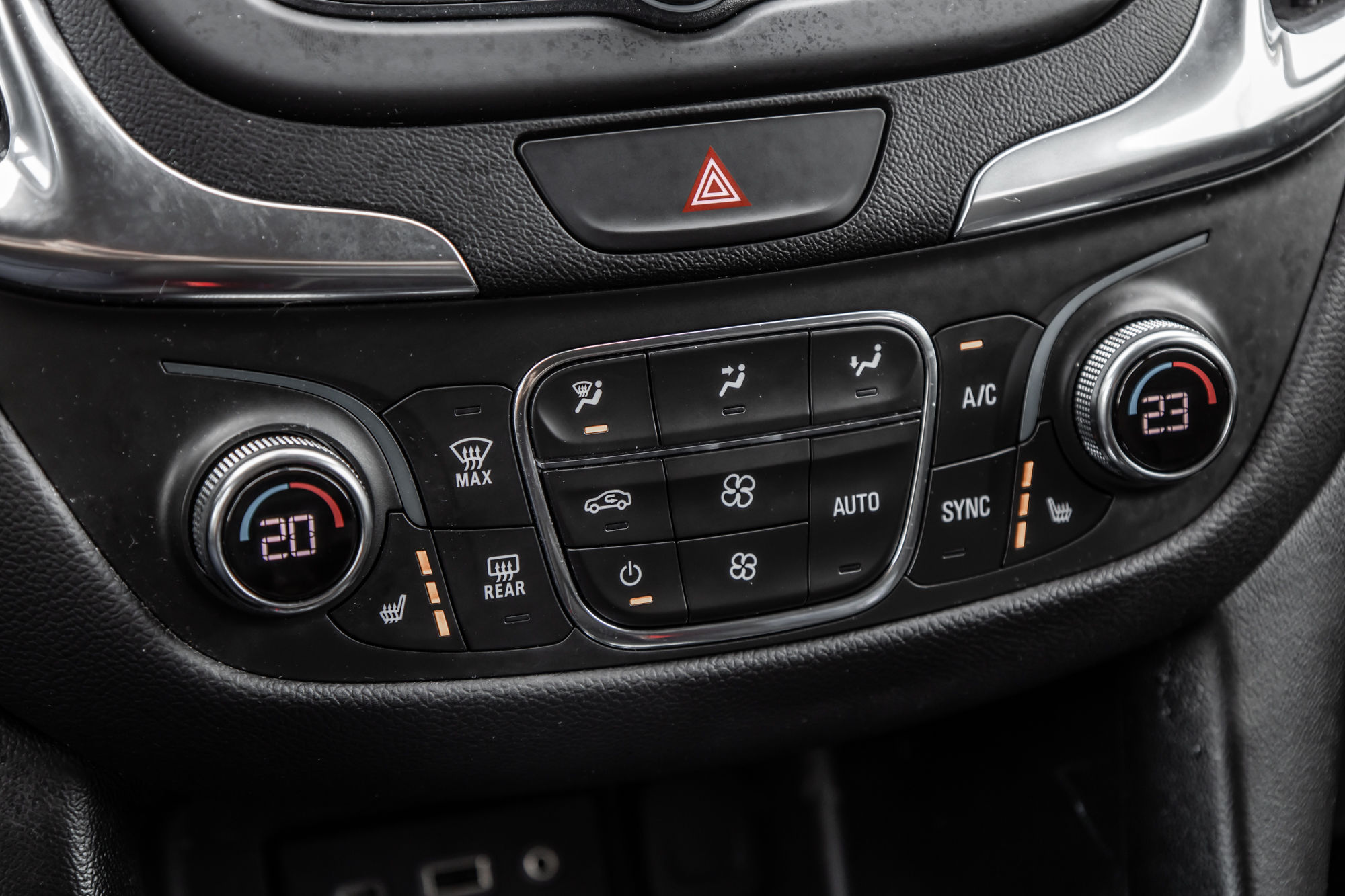 2021 Chevrolet Equinox in Dollard-des-Ormeaux, Quebec