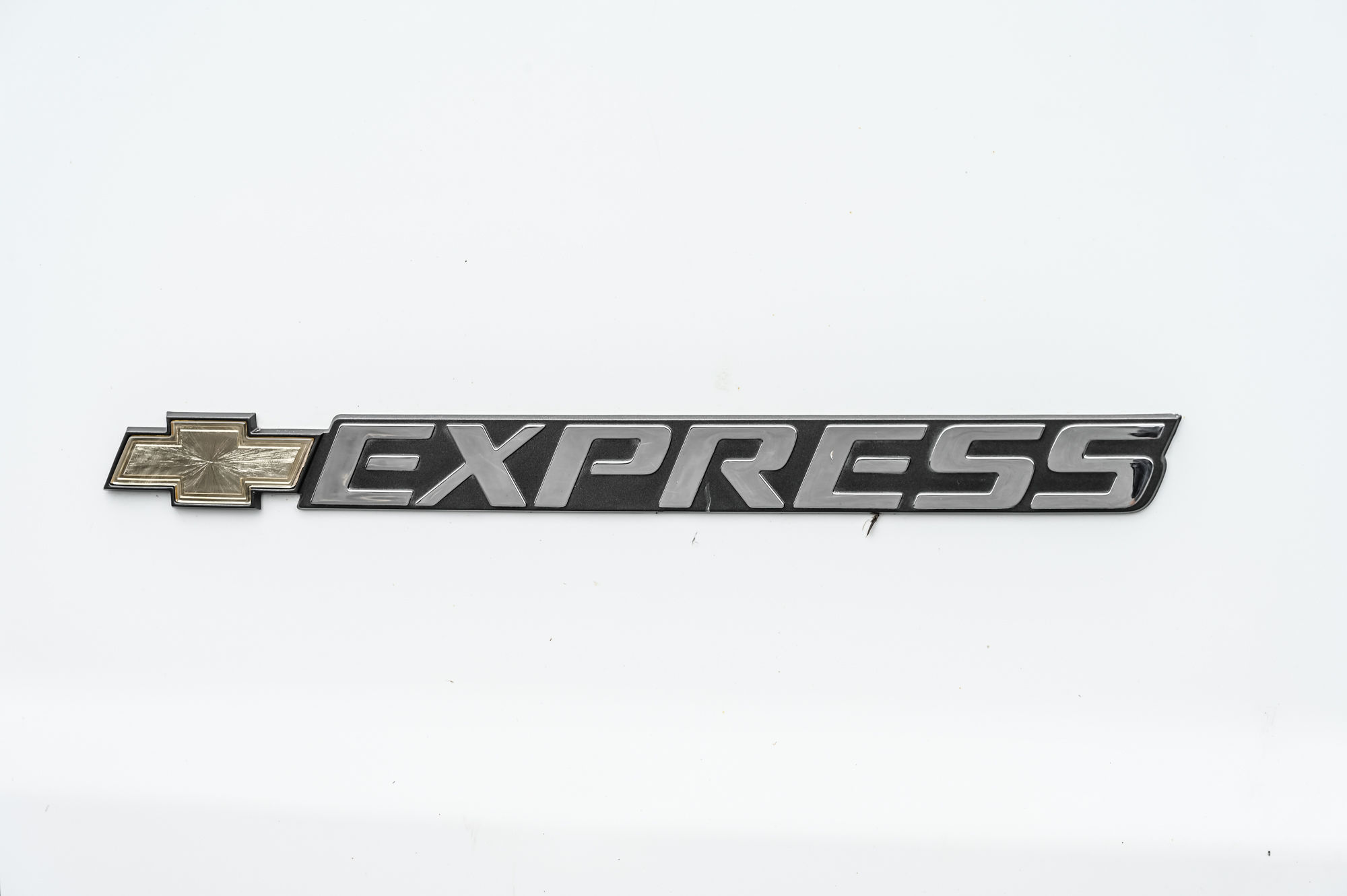 2023 Chevrolet Express Cargo Van in Dollard-des-Ormeaux, Quebec