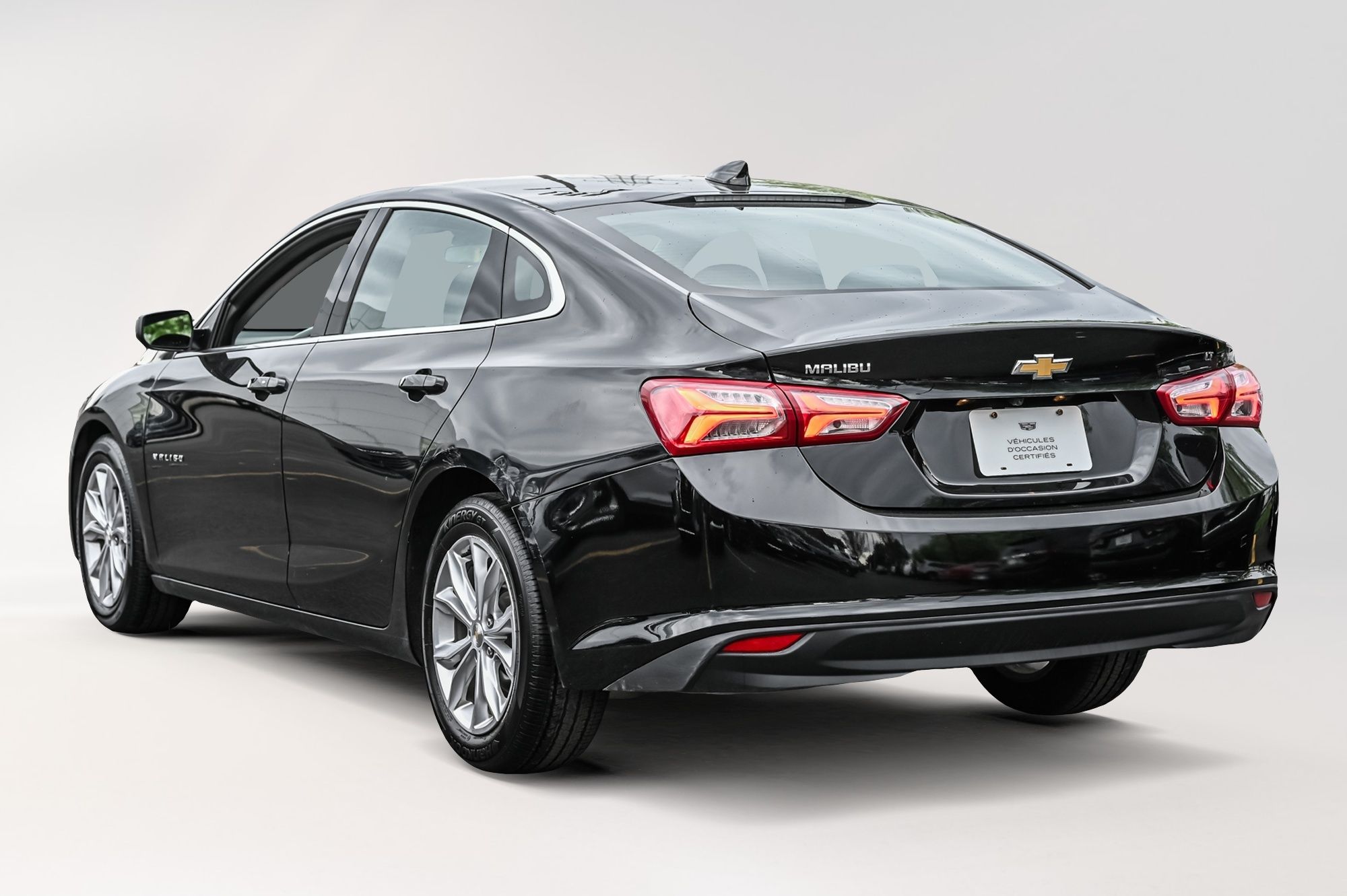 2022 Chevrolet Malibu in Dollard-des-Ormeaux, Quebec