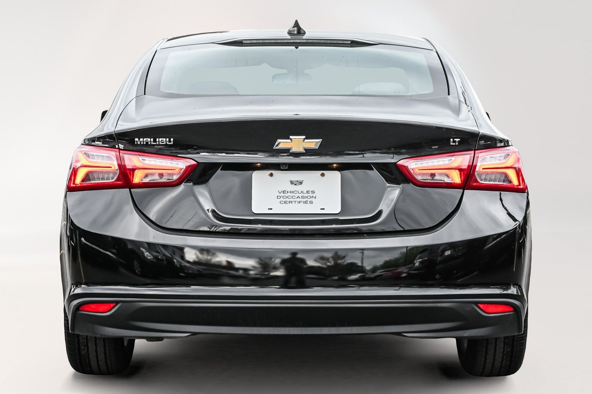 2022 Chevrolet Malibu in Dollard-des-Ormeaux, Quebec
