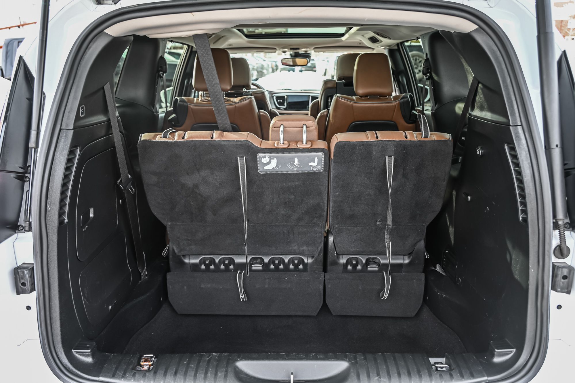 Chrysler Pacifica Hybrid  2019 à Dollard-des-Ormeaux, Québec