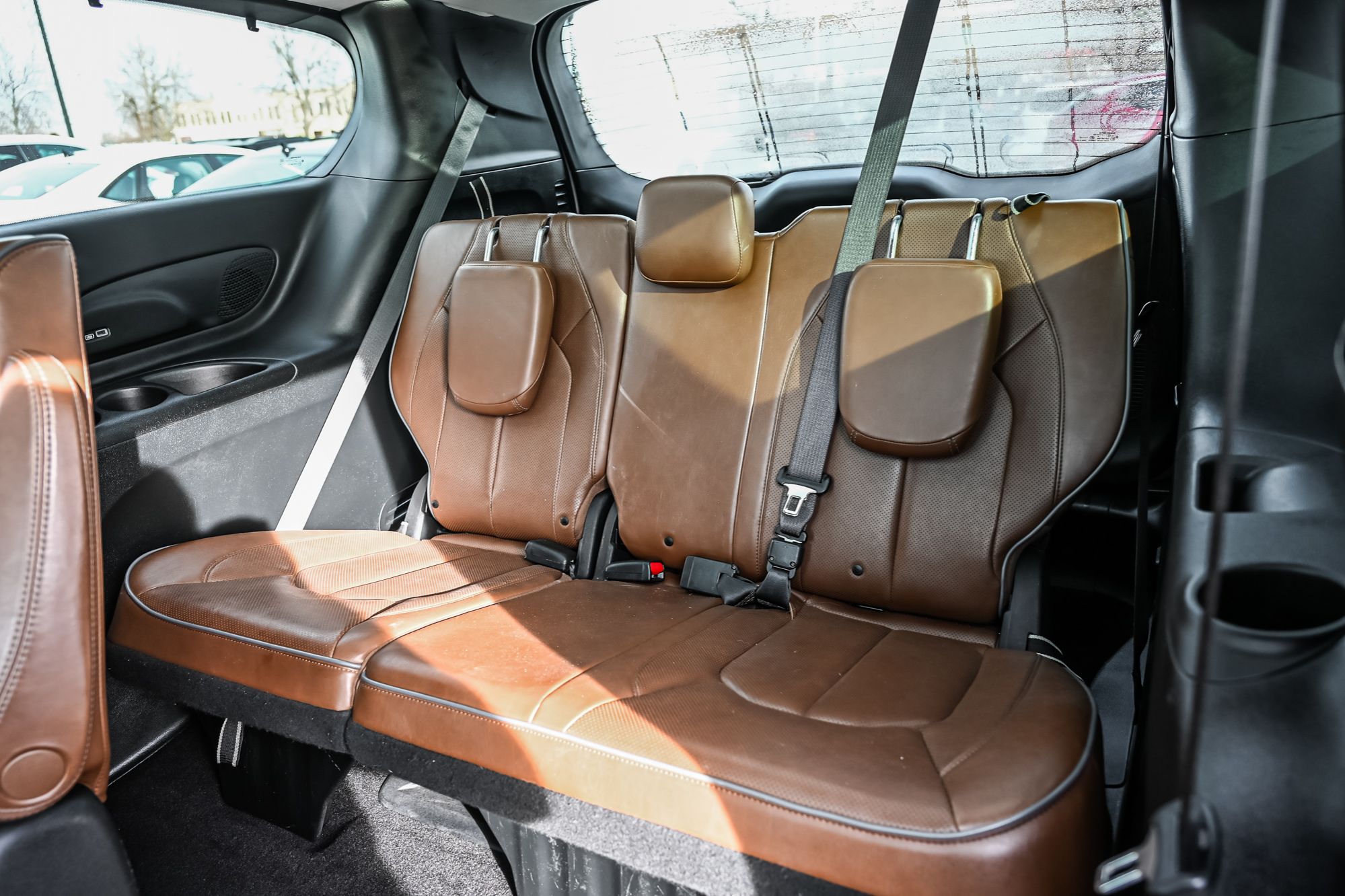 Chrysler Pacifica Hybrid  2019 à Dollard-des-Ormeaux, Québec