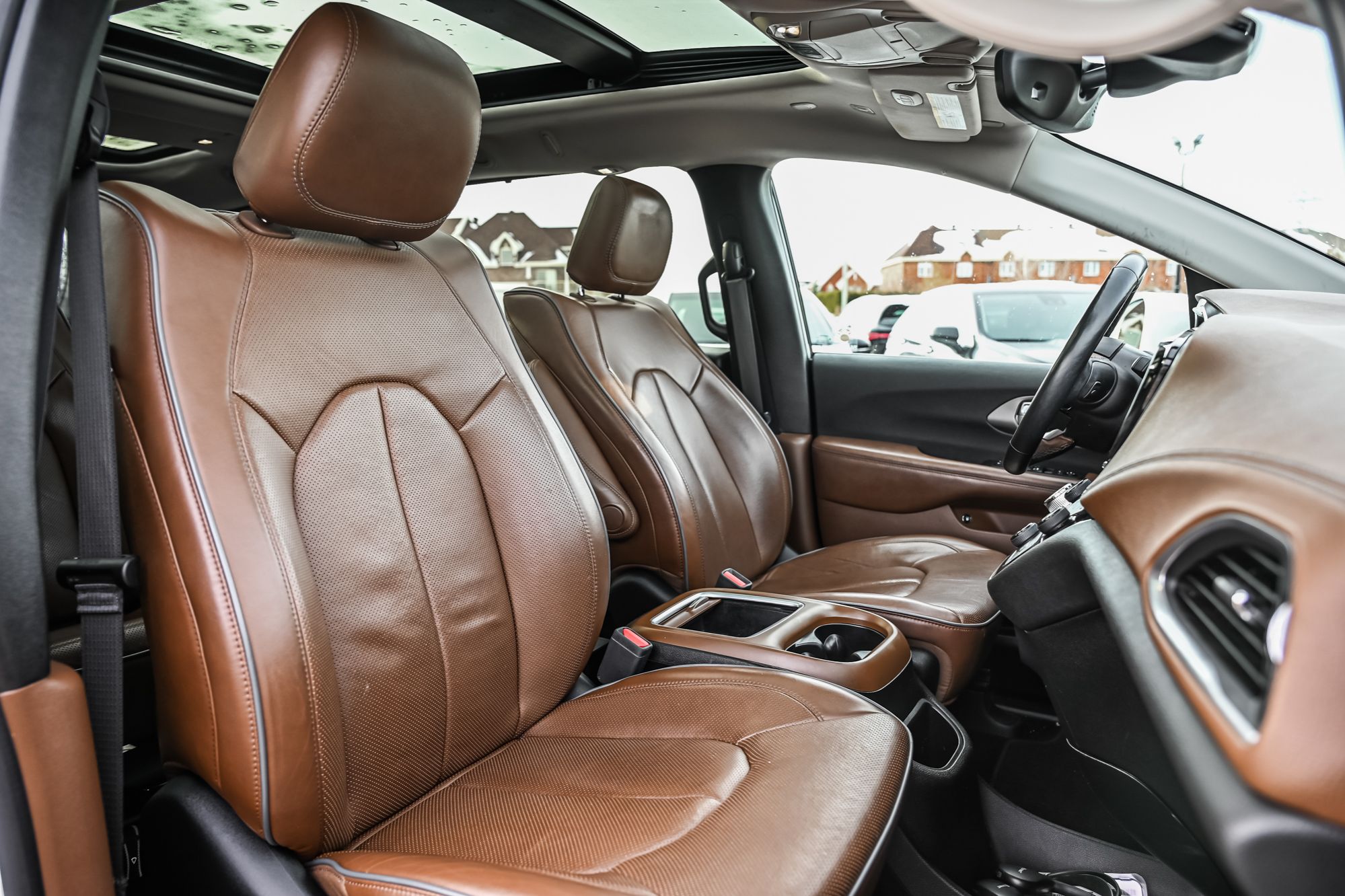 Chrysler Pacifica Hybrid  2019 à Dollard-des-Ormeaux, Québec