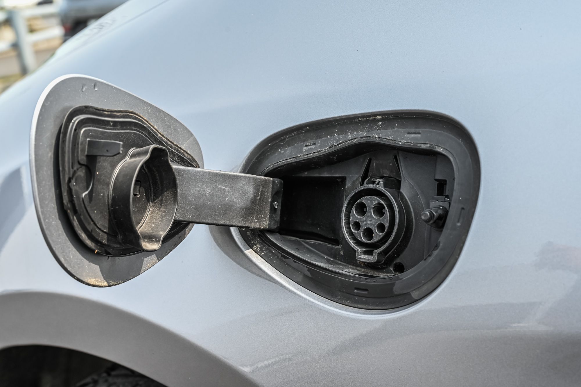 2020 Chrysler Pacifica Hybrid in Dollard-des-Ormeaux, Quebec