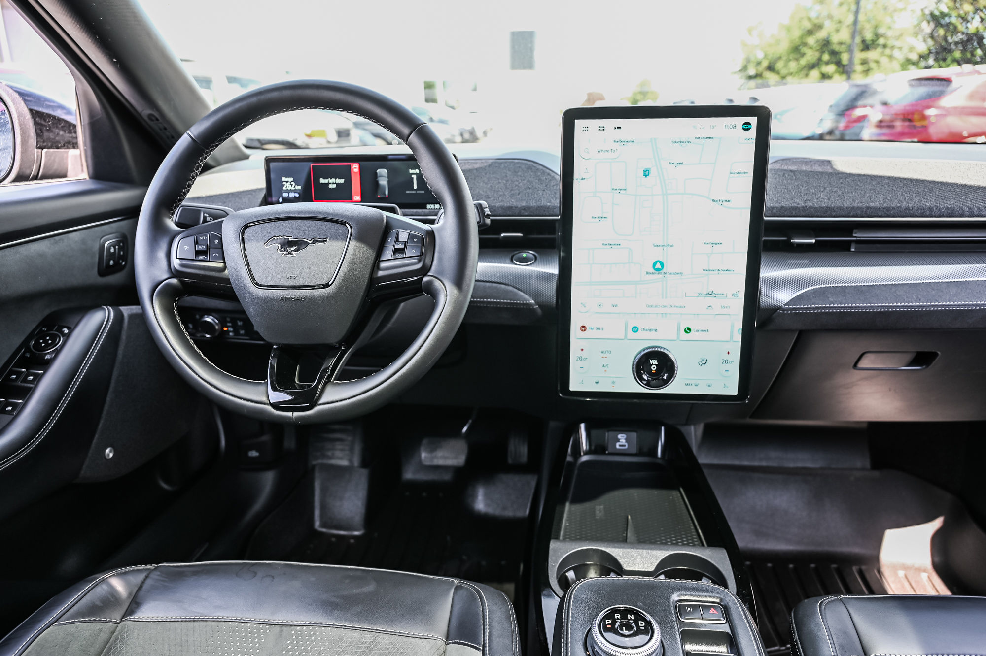 2022 Ford Mustang Mach-E in Dollard-des-Ormeaux, Quebec