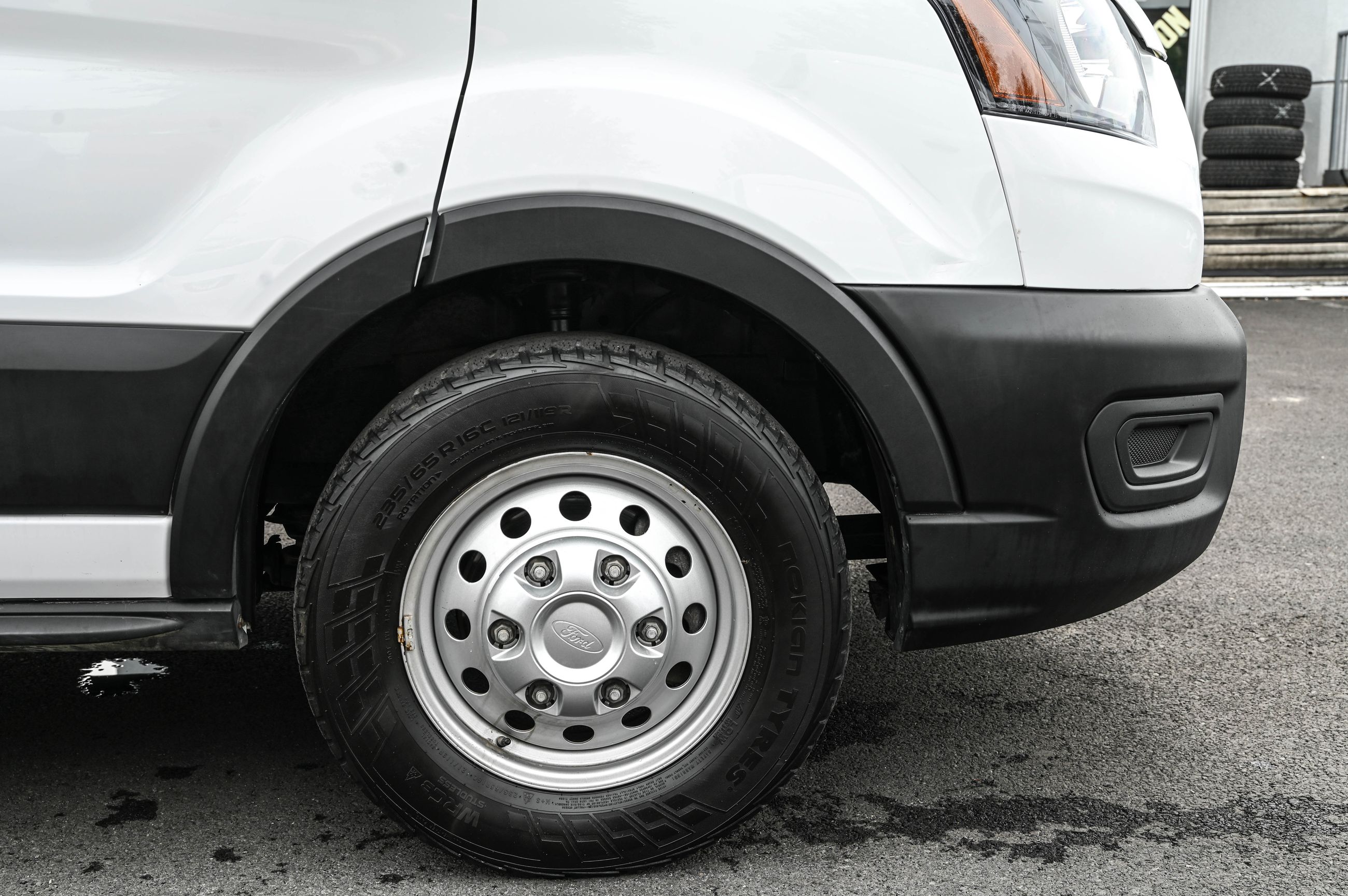 2024 Ford Transit Cargo Van