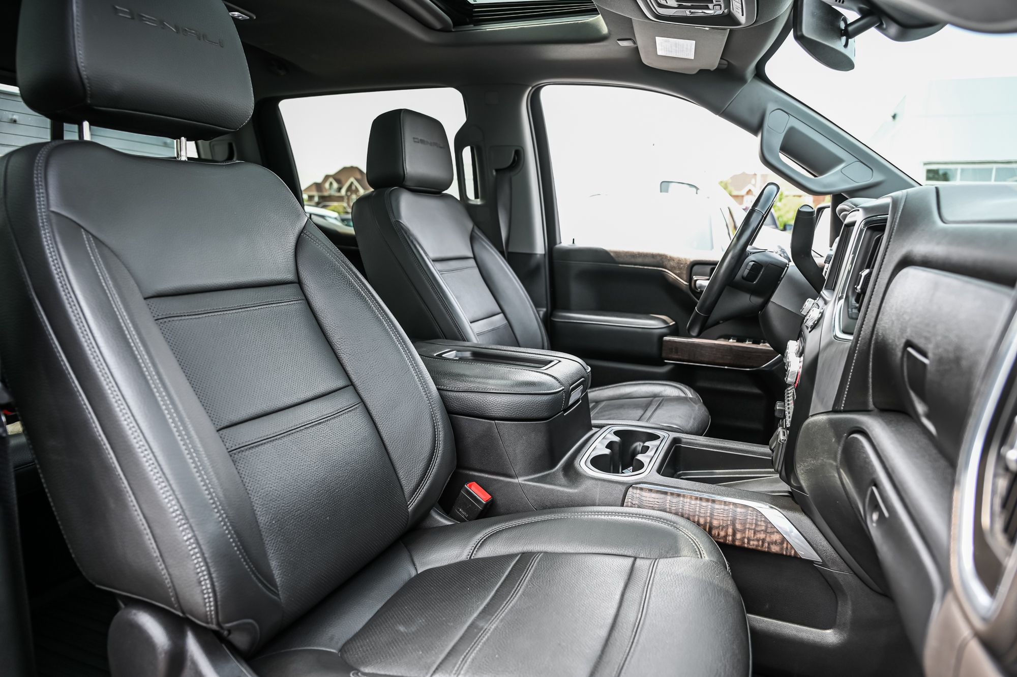 2022 GMC SIERRA 1500 LIMITED in Dollard-des-Ormeaux, Quebec