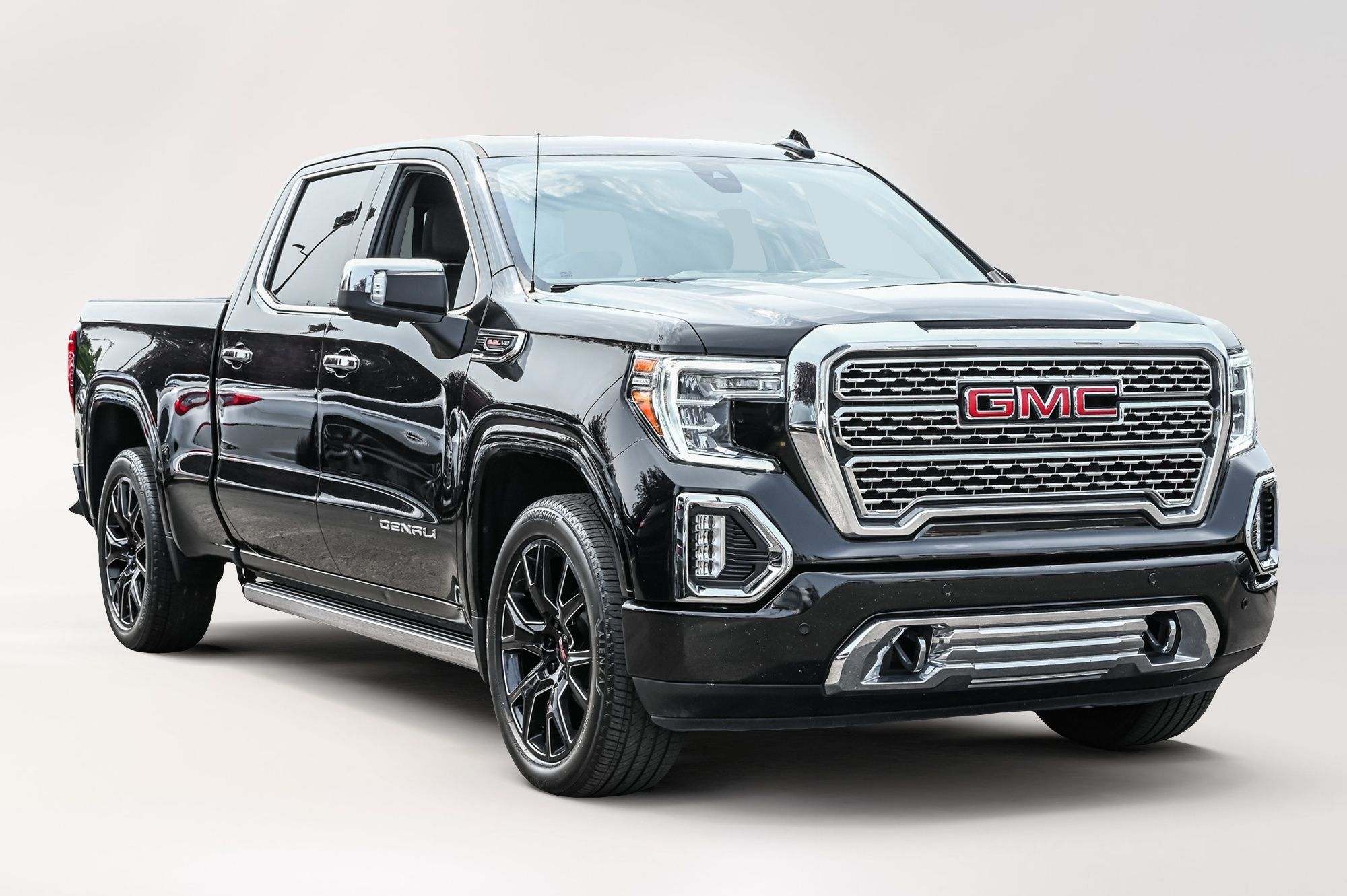 2022 GMC SIERRA 1500 LIMITED in Dollard-des-Ormeaux, Quebec