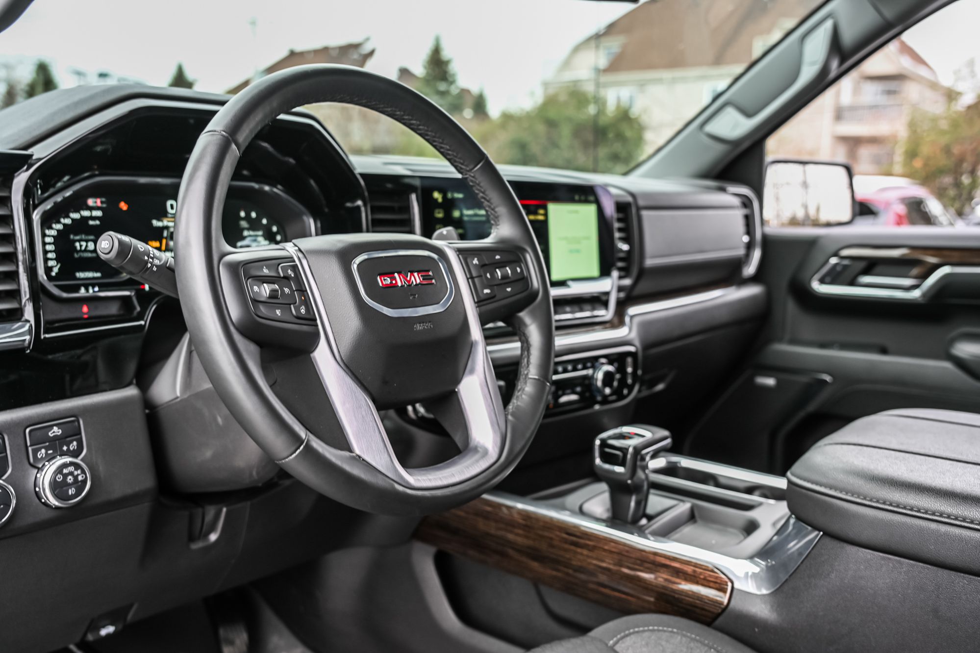 GMC Sierra 1500  2024 à Dollard-des-Ormeaux, Québec
