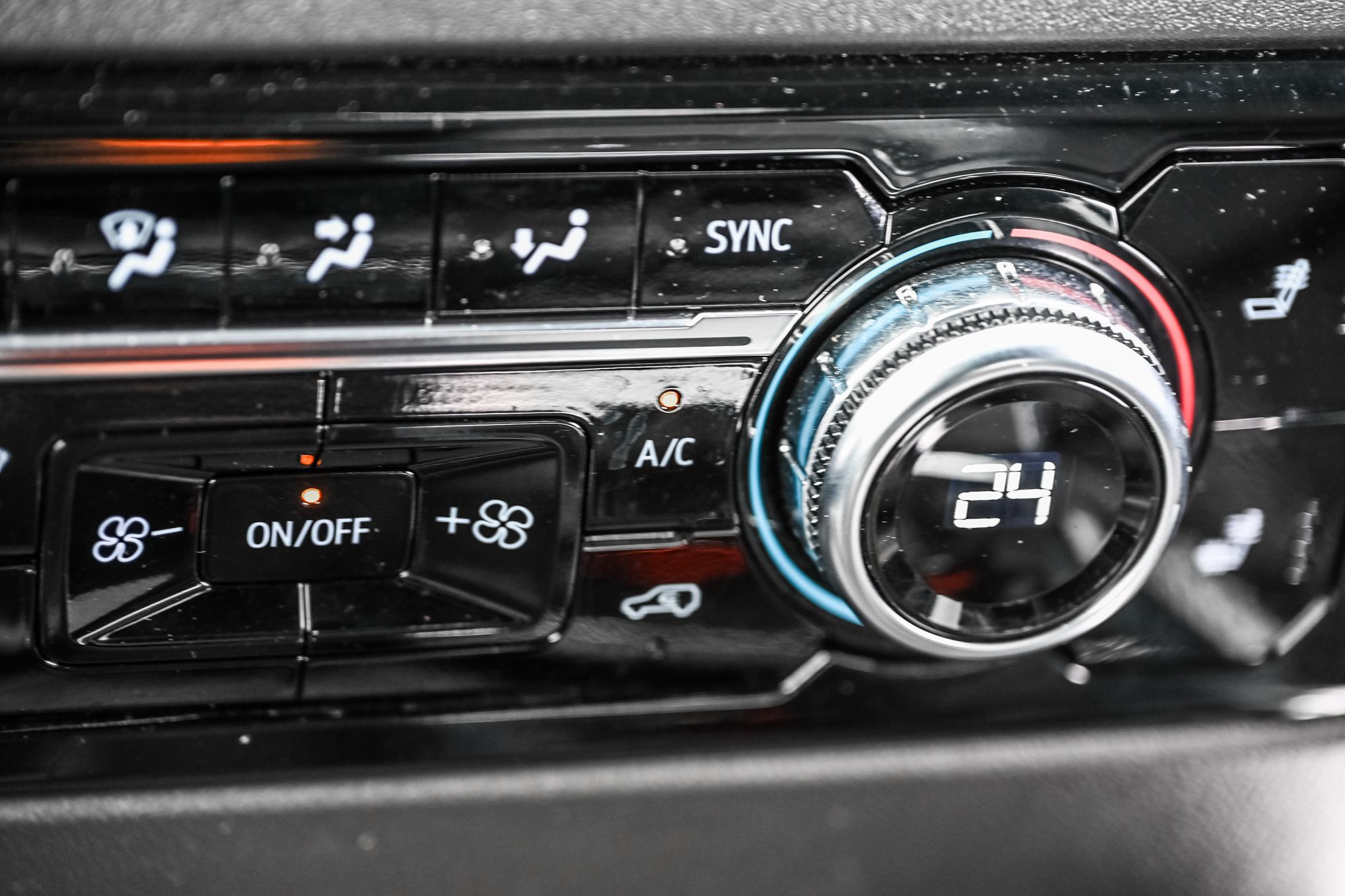 GMC Sierra 1500  2024 à Dollard-des-Ormeaux, Québec