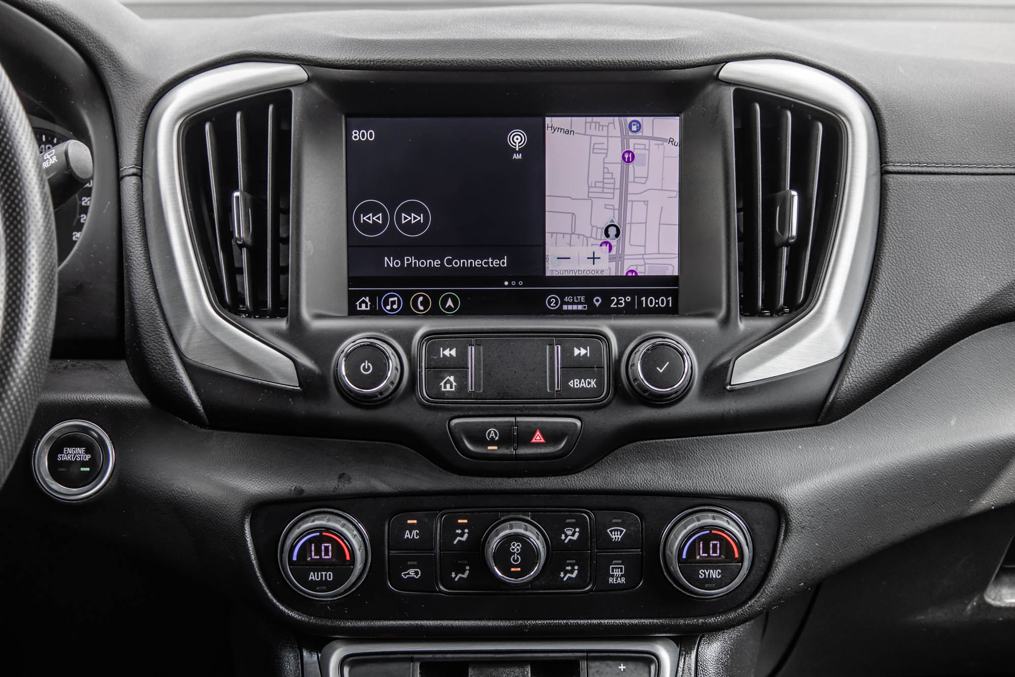 2022 GMC Terrain in Dollard-des-Ormeaux, Quebec