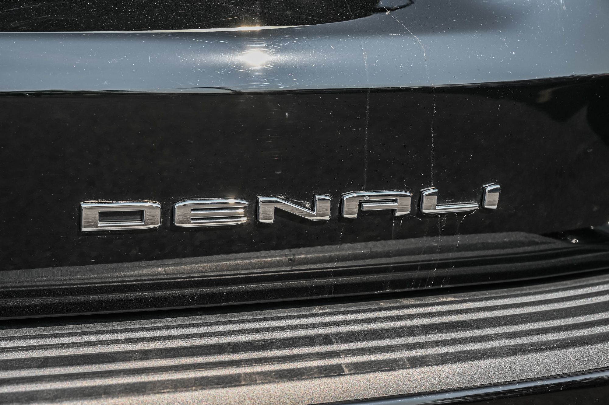 GMC Yukon XL  2024 à Dollard-des-Ormeaux, Québec