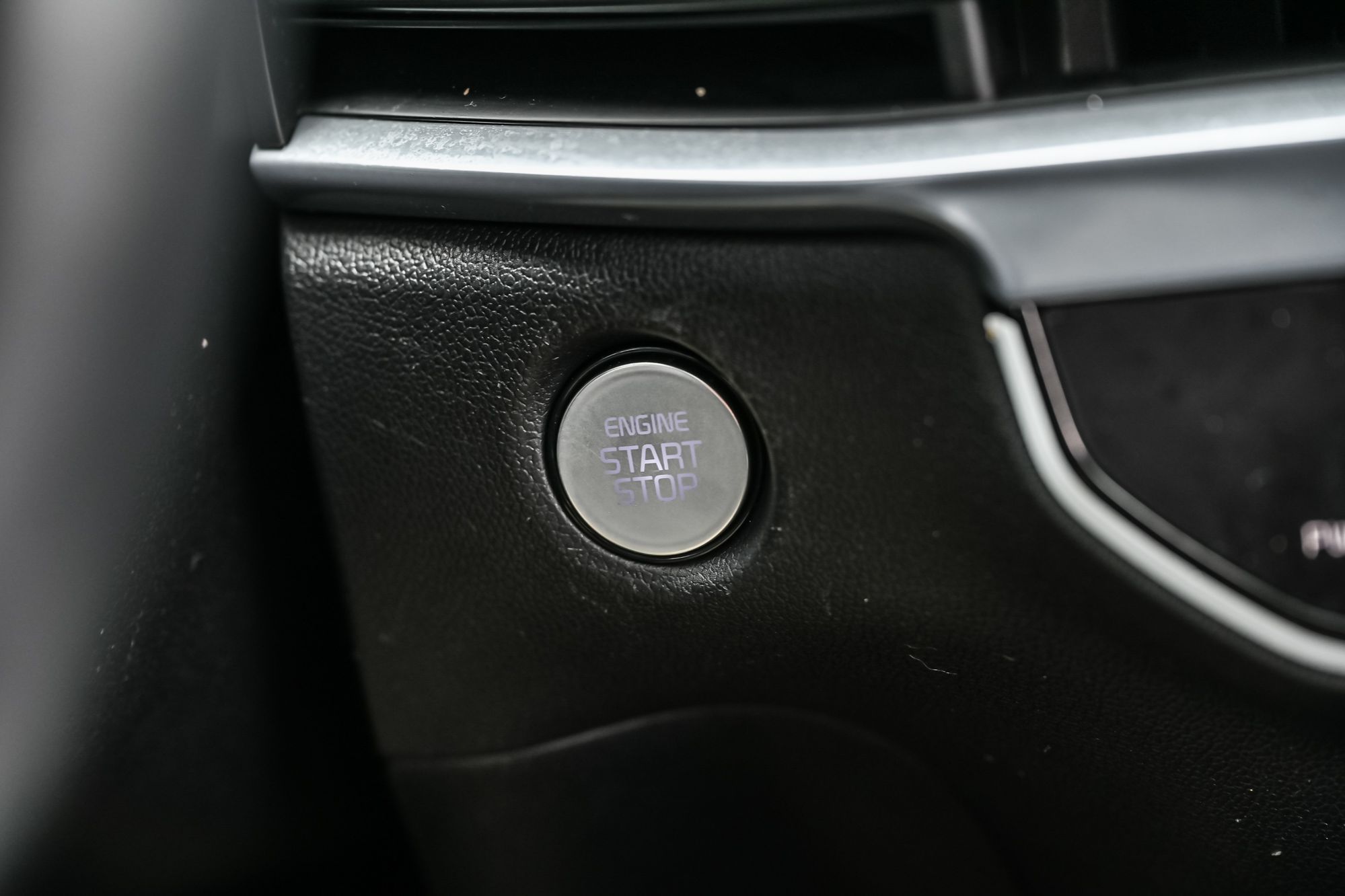 Kia Sorento Hybrid  2025 à Dollard-des-Ormeaux, Québec