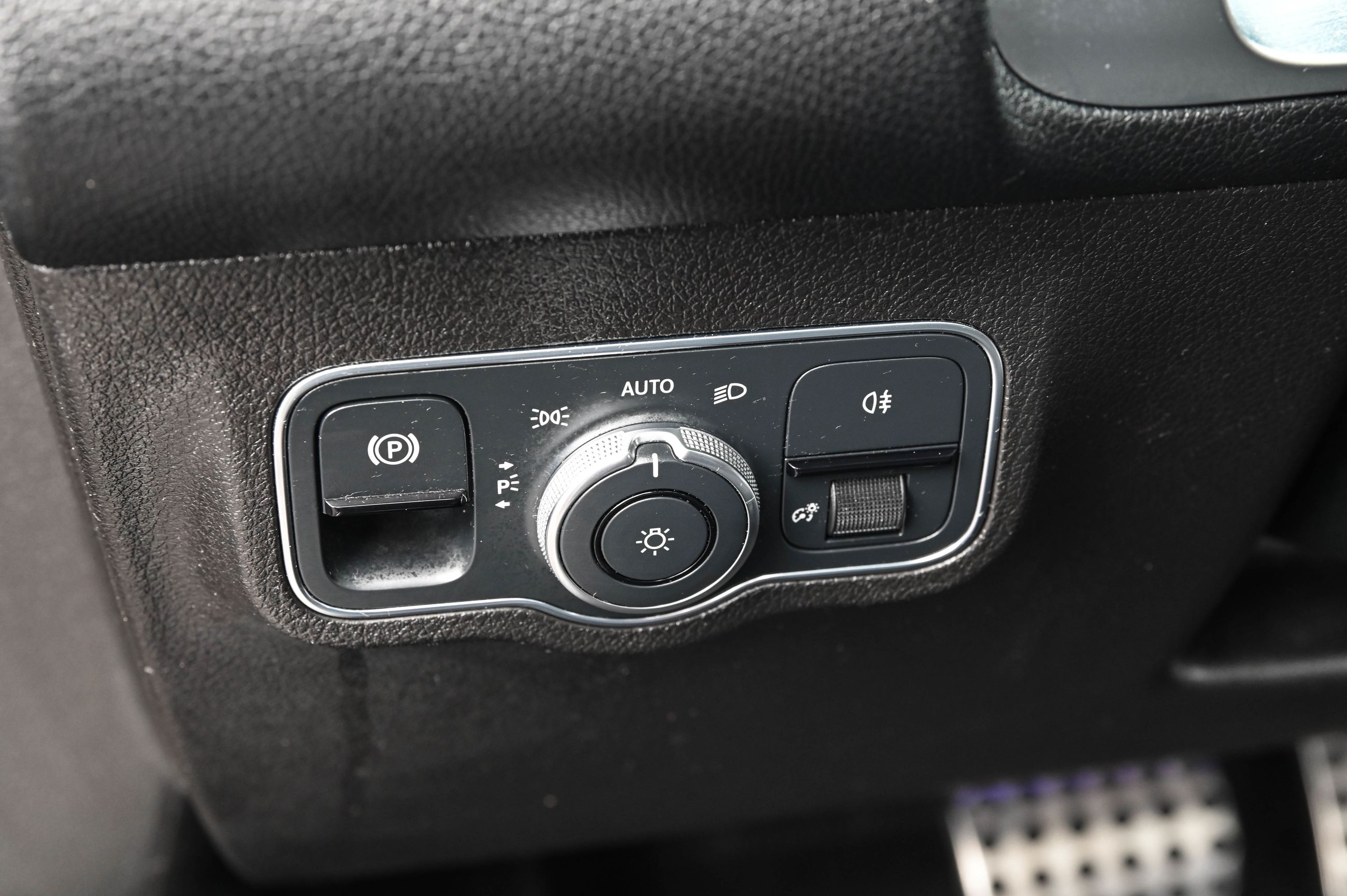 2021 Mercedes-Benz GLB in Dollard-des-Ormeaux, Quebec